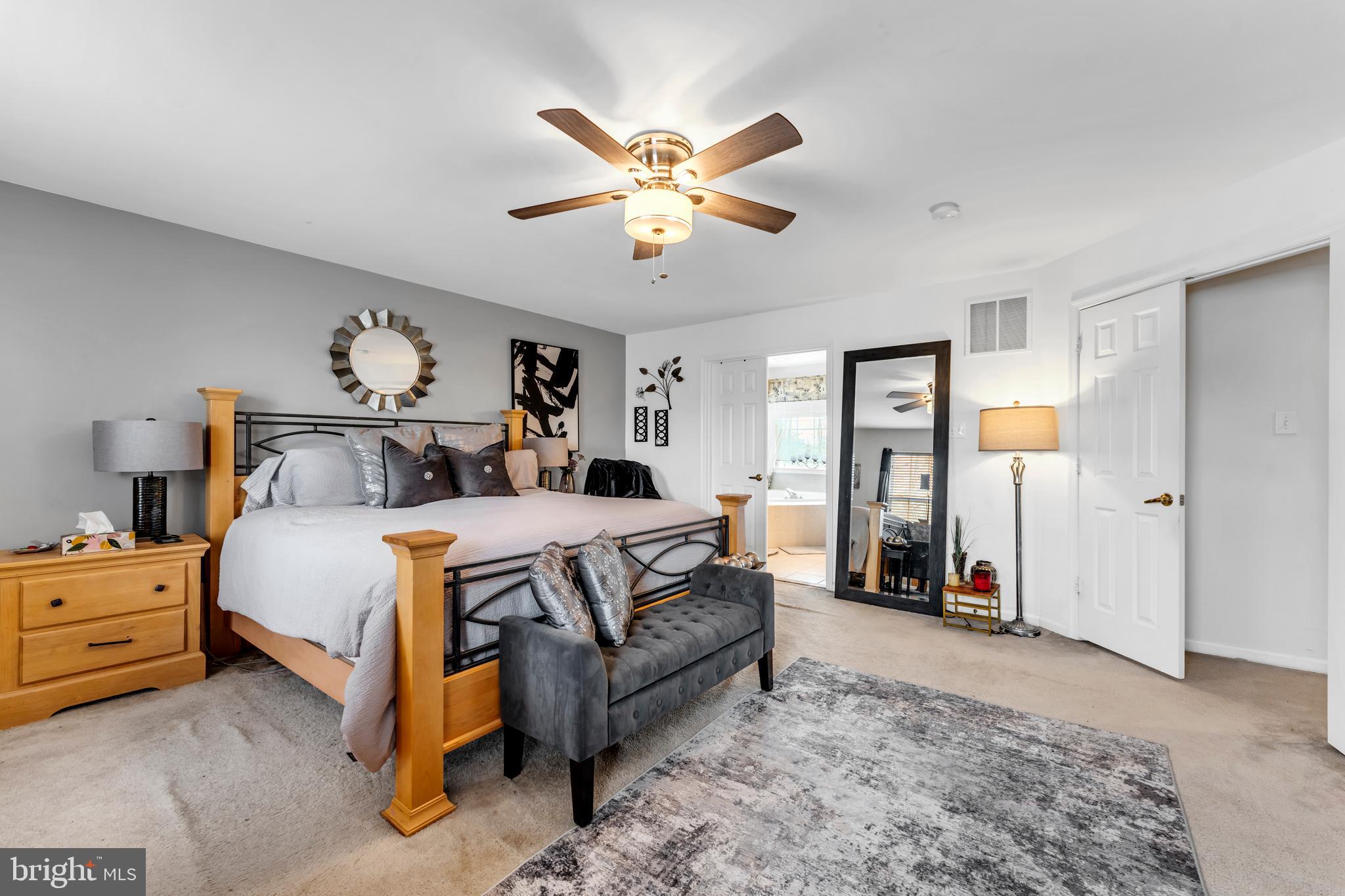 STONE MANOR - Residential