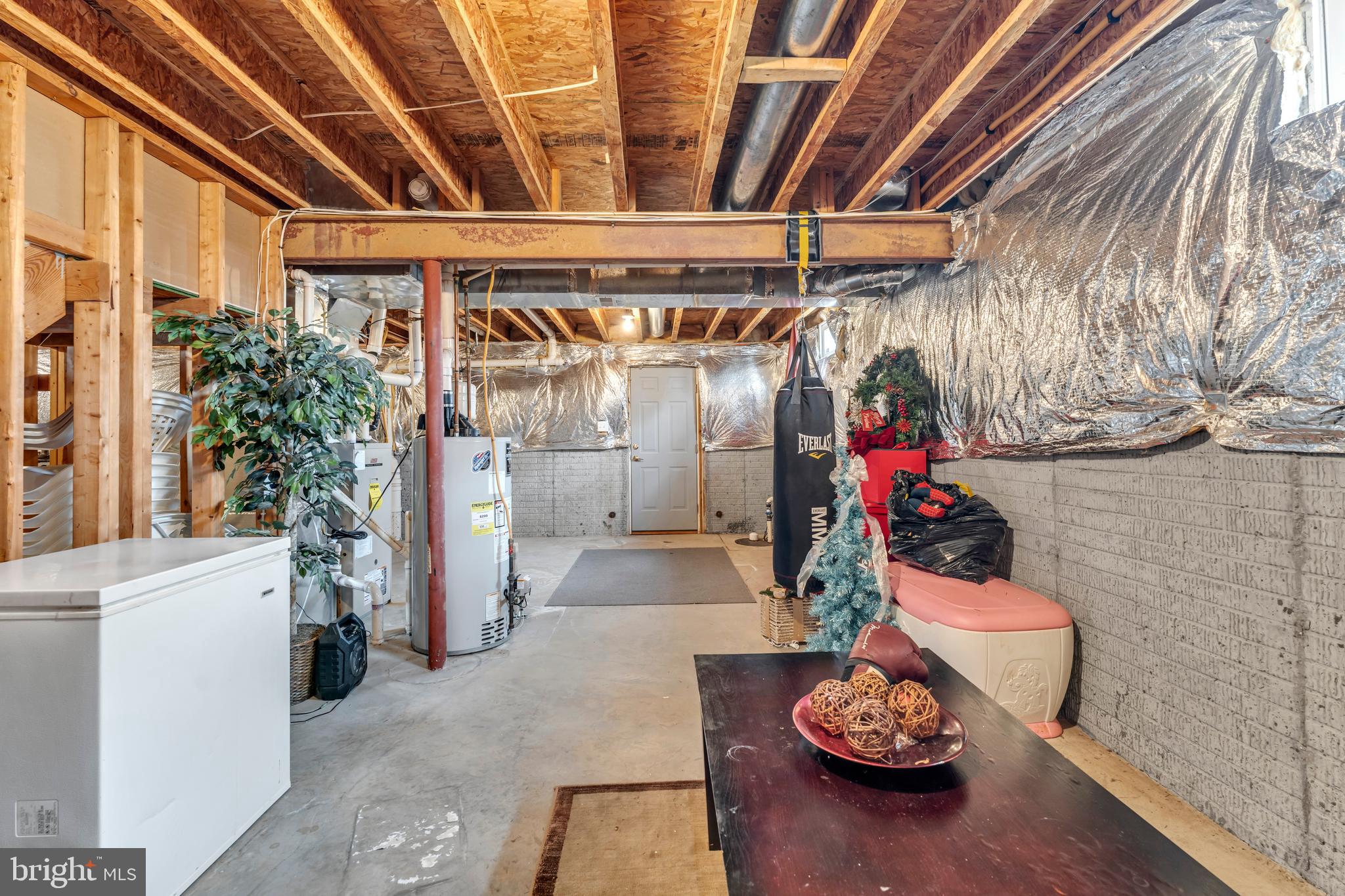 STONE MANOR - Residential