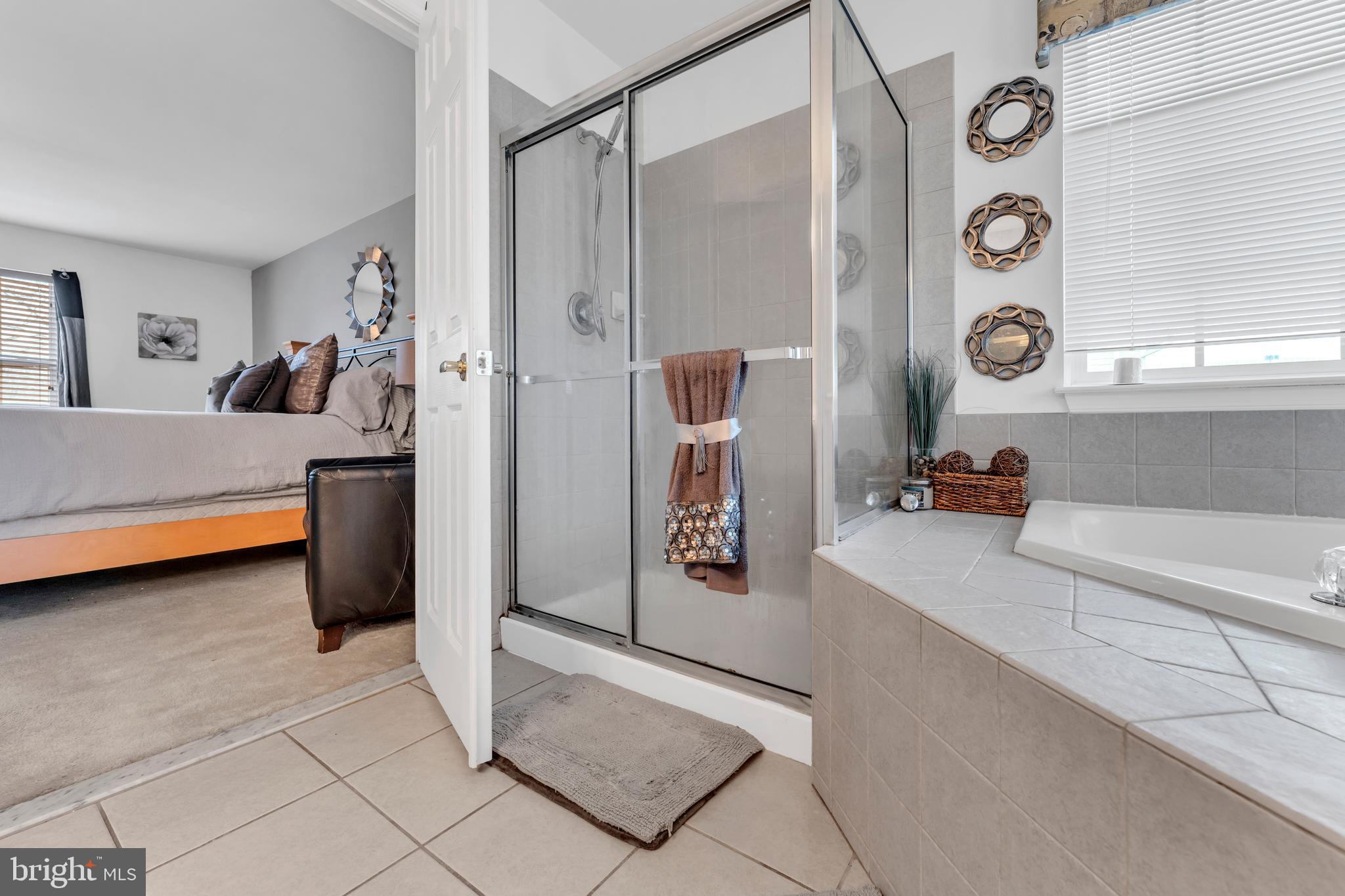 STONE MANOR - Residential