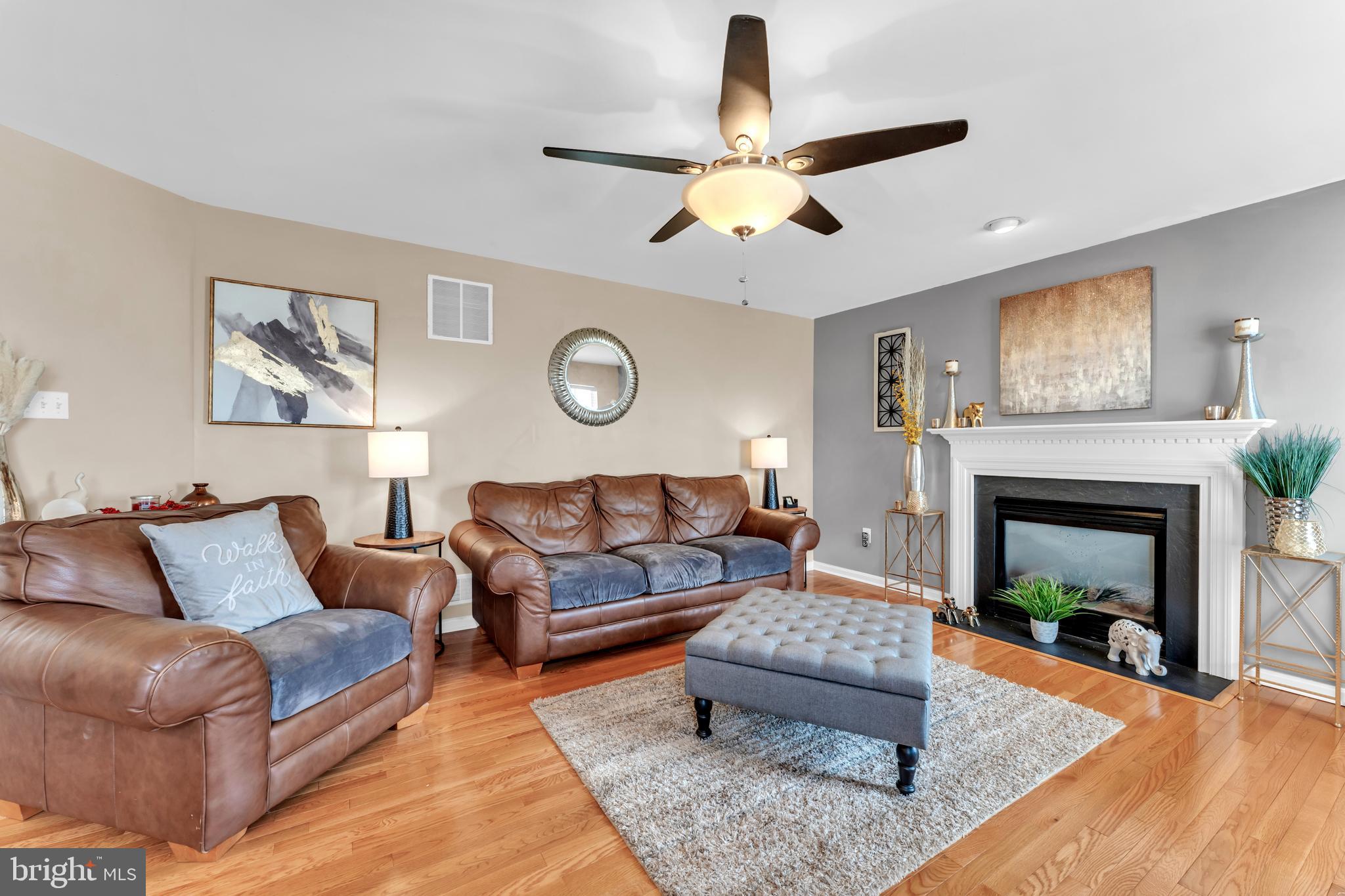 STONE MANOR - Residential