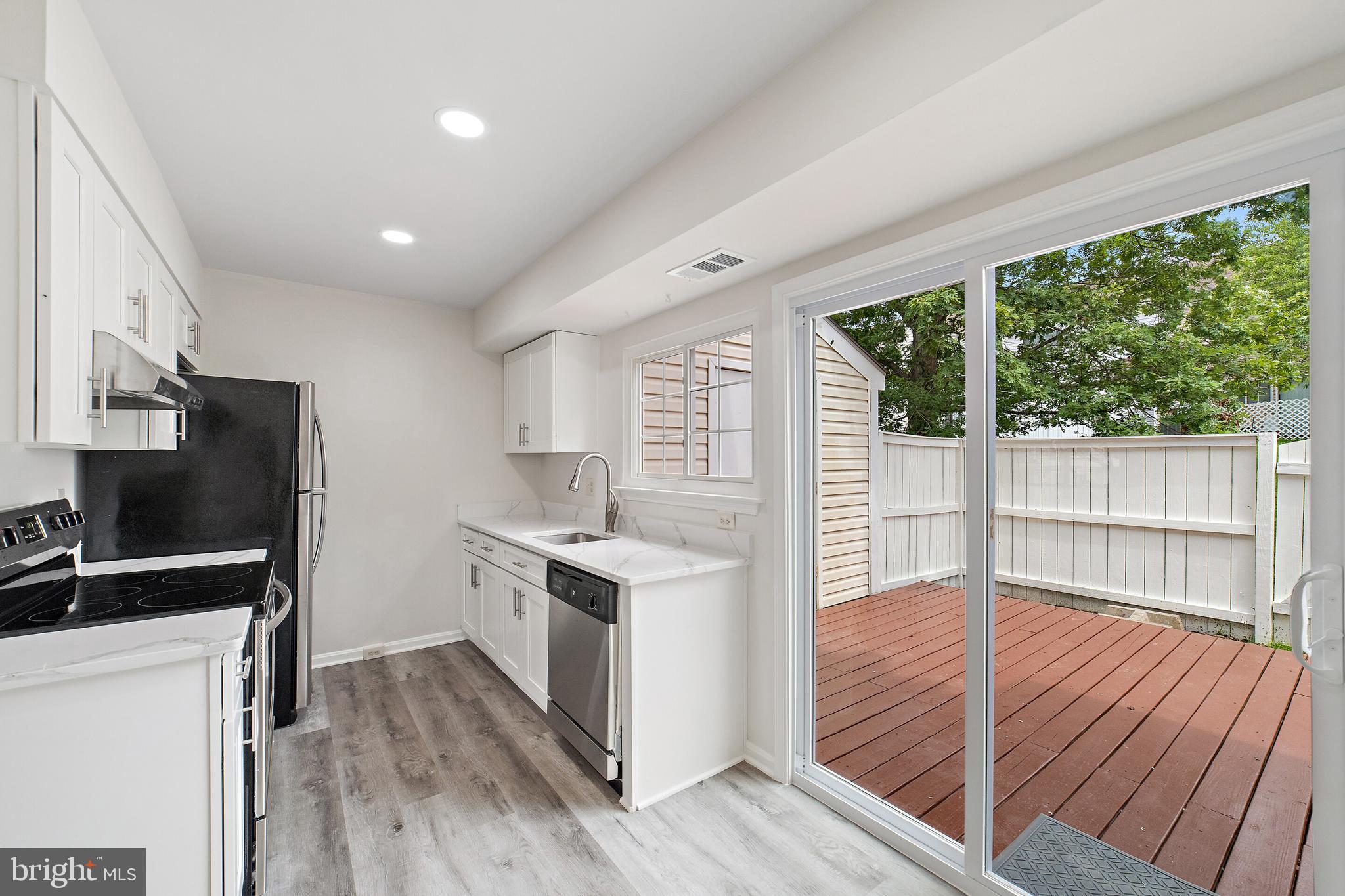 PROVIDENCE VILLAGE - Residential