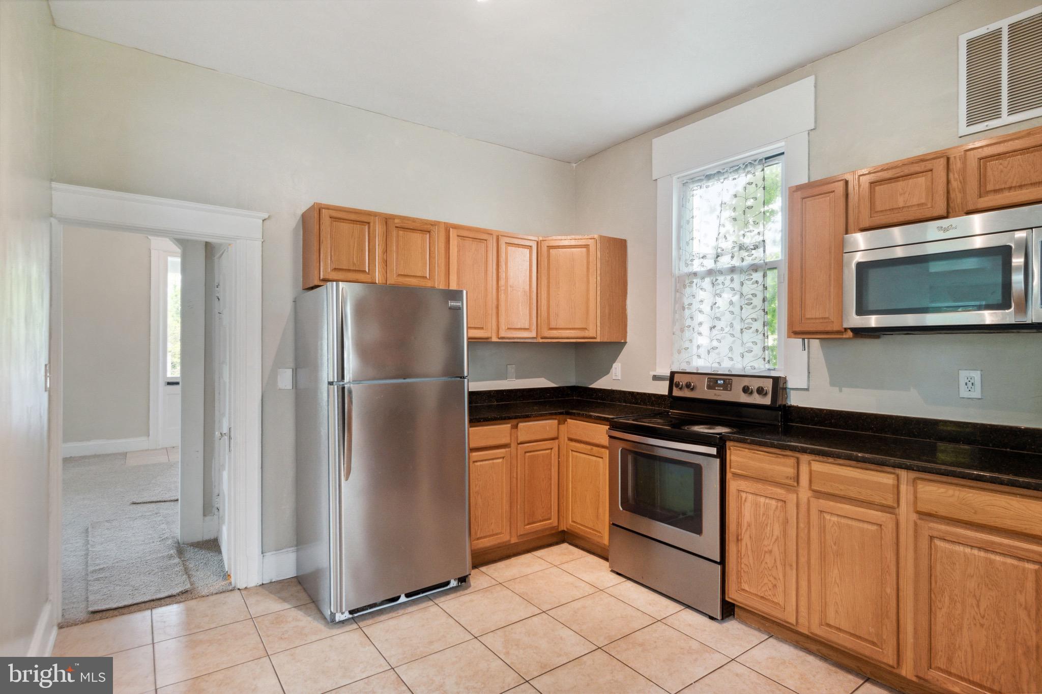 GARWYN OAKS - Residential