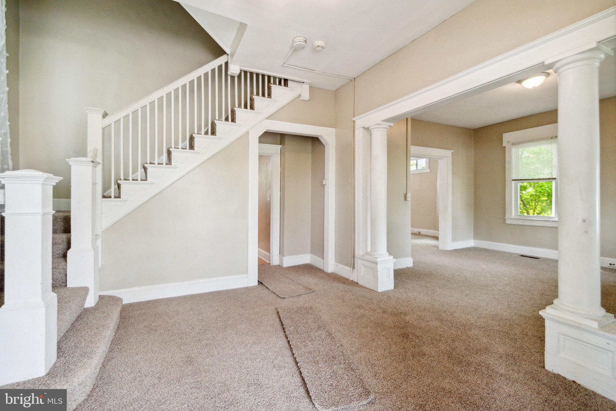 GARWYN OAKS - Residential