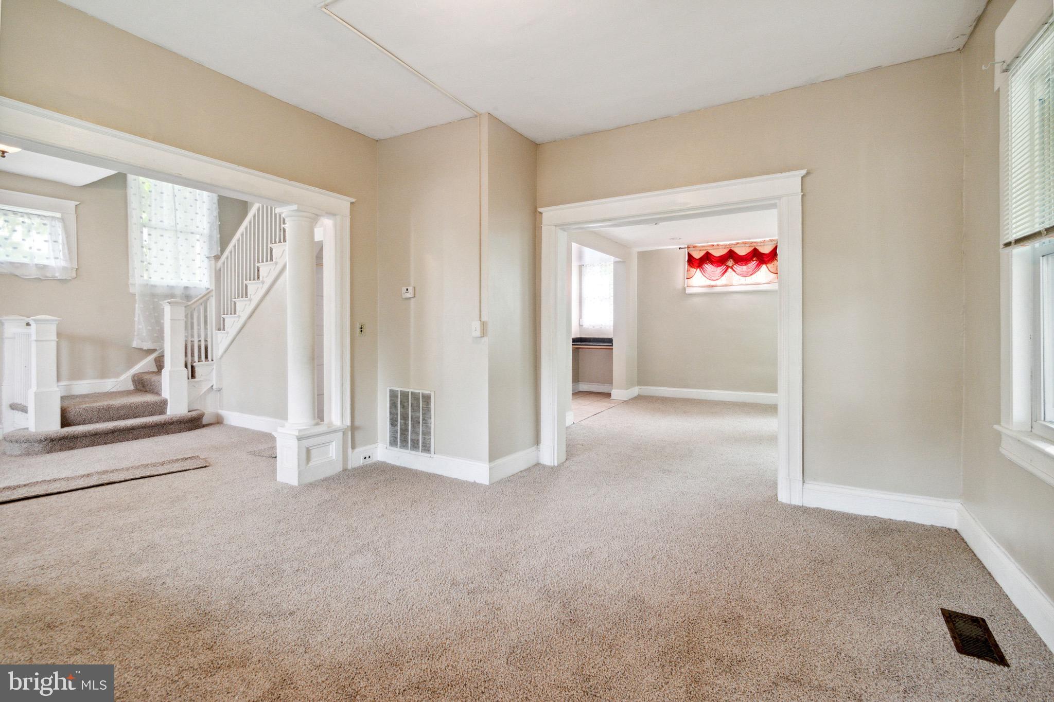 GARWYN OAKS - Residential