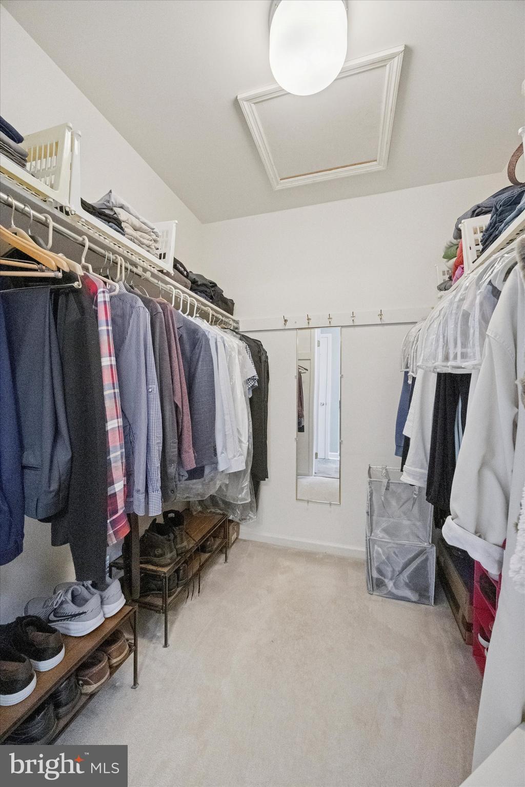 GRISTMILL RUN - Residential