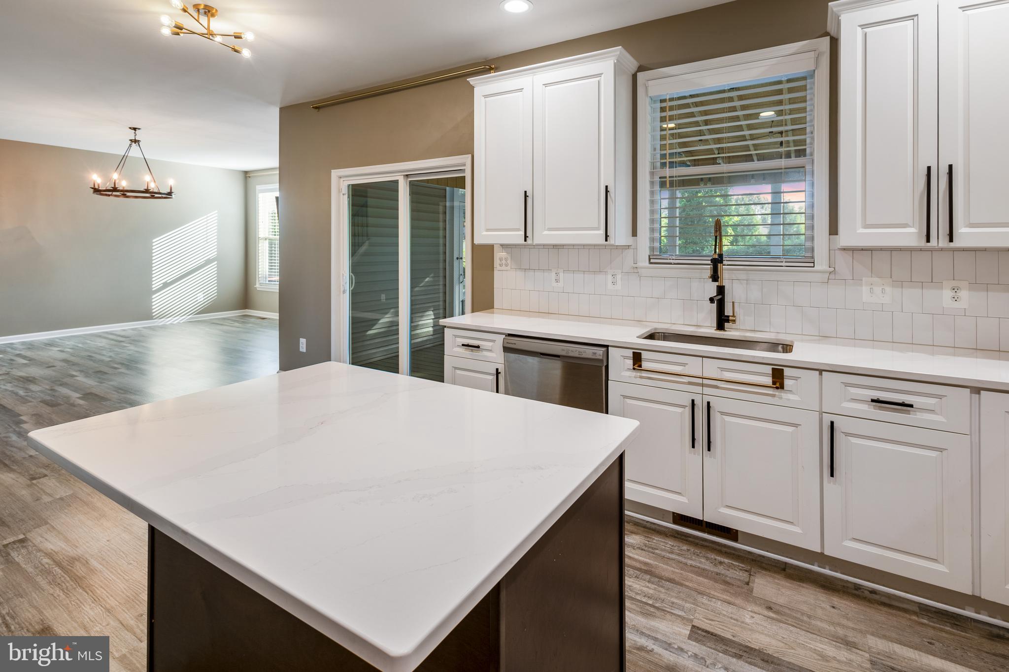 SHELLFIELD SHORES - Residential