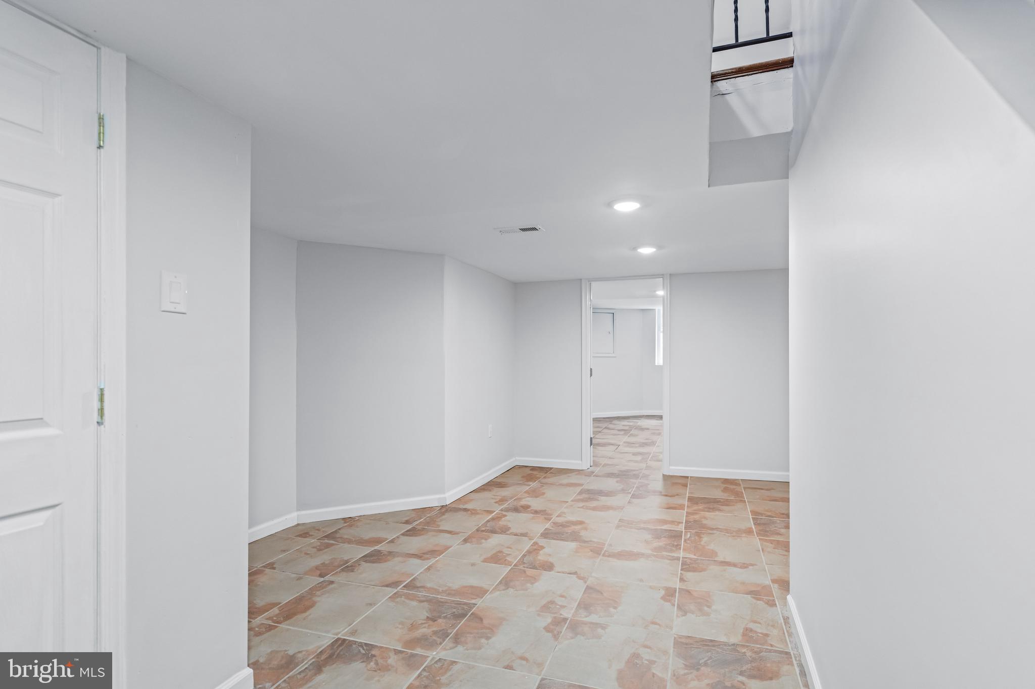 GRADUATE HOSPITAL - Residential Income