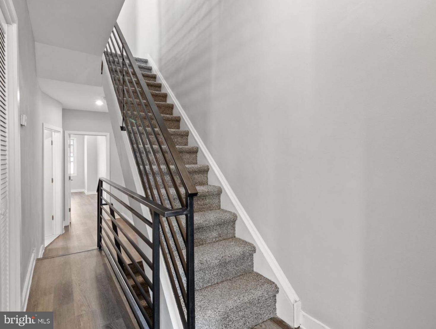 GRADUATE HOSPITAL - Residential Income