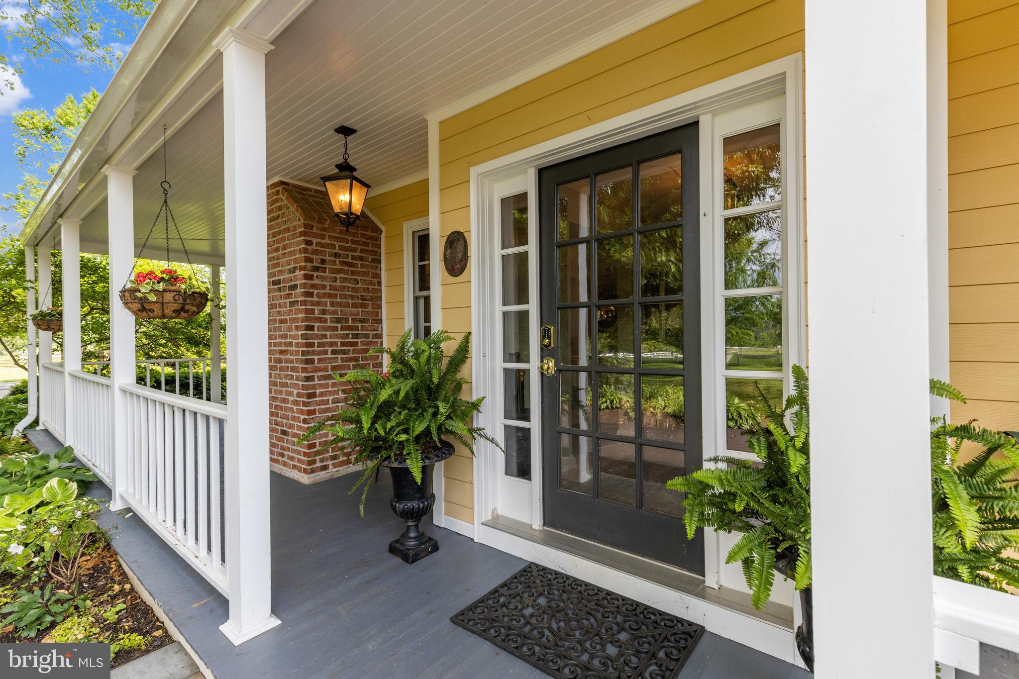 MY LADY'S MANOR - Farm