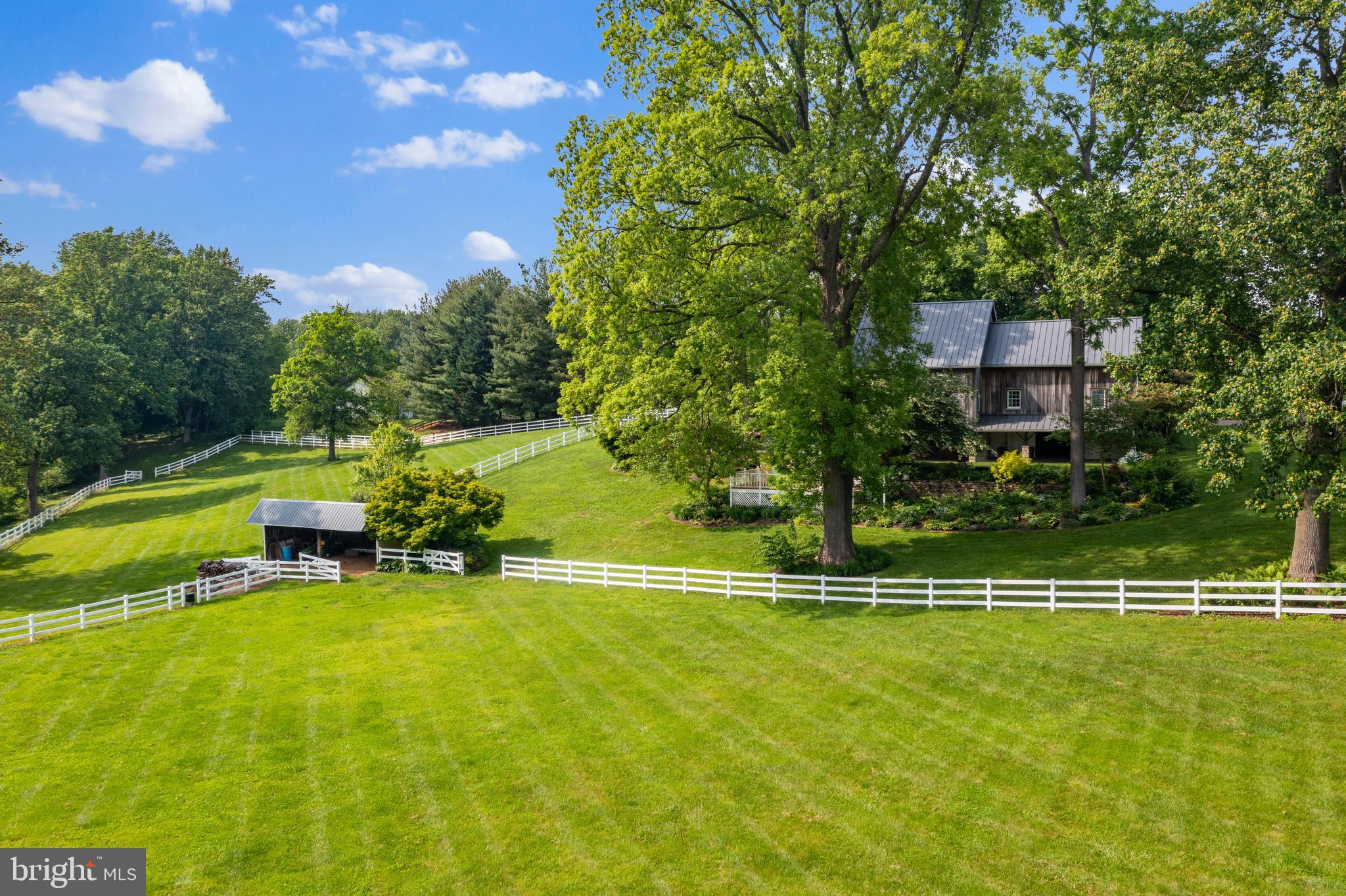 MY LADY'S MANOR - Farm