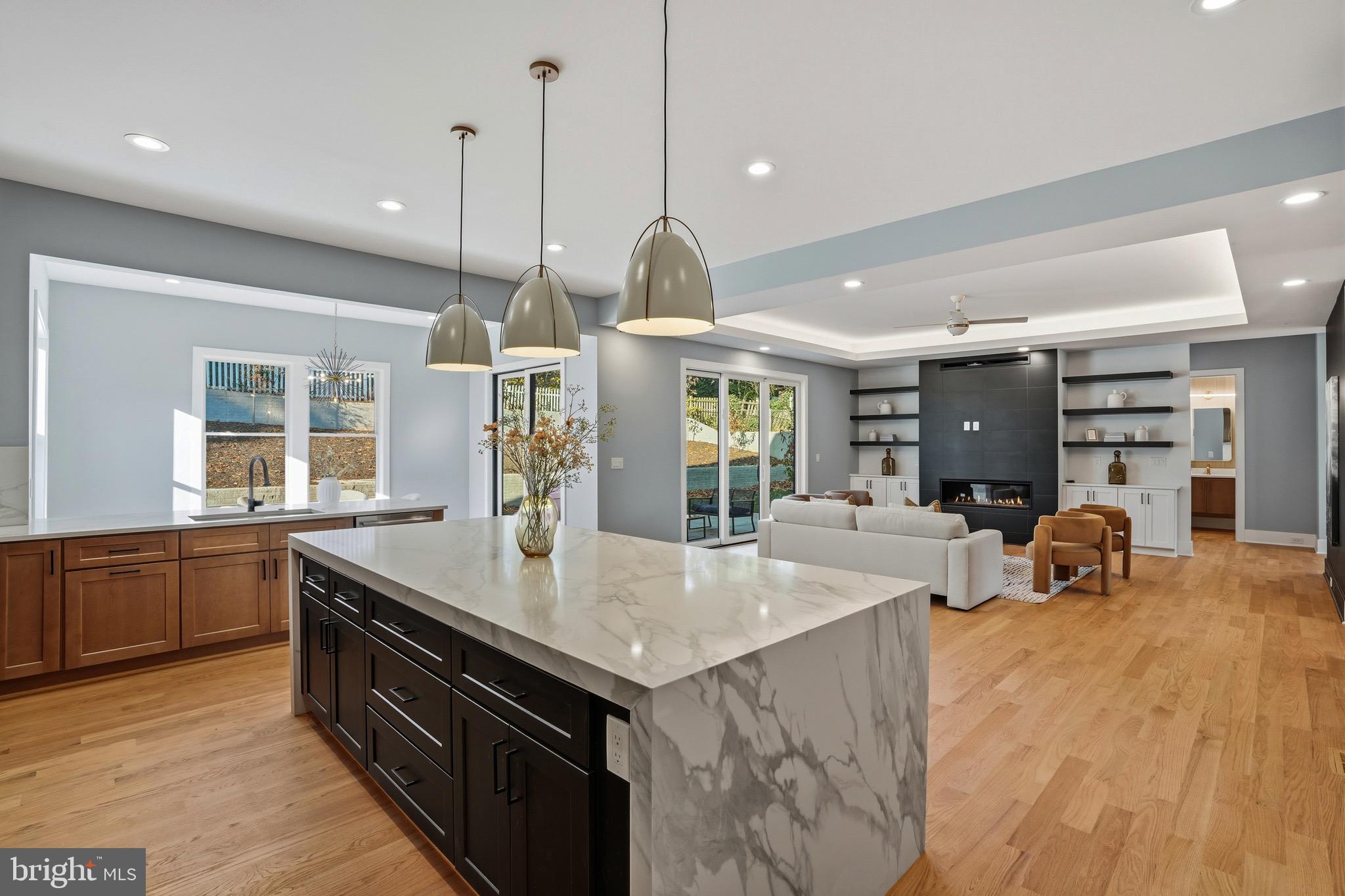 PIMMIT VIEW - Residential