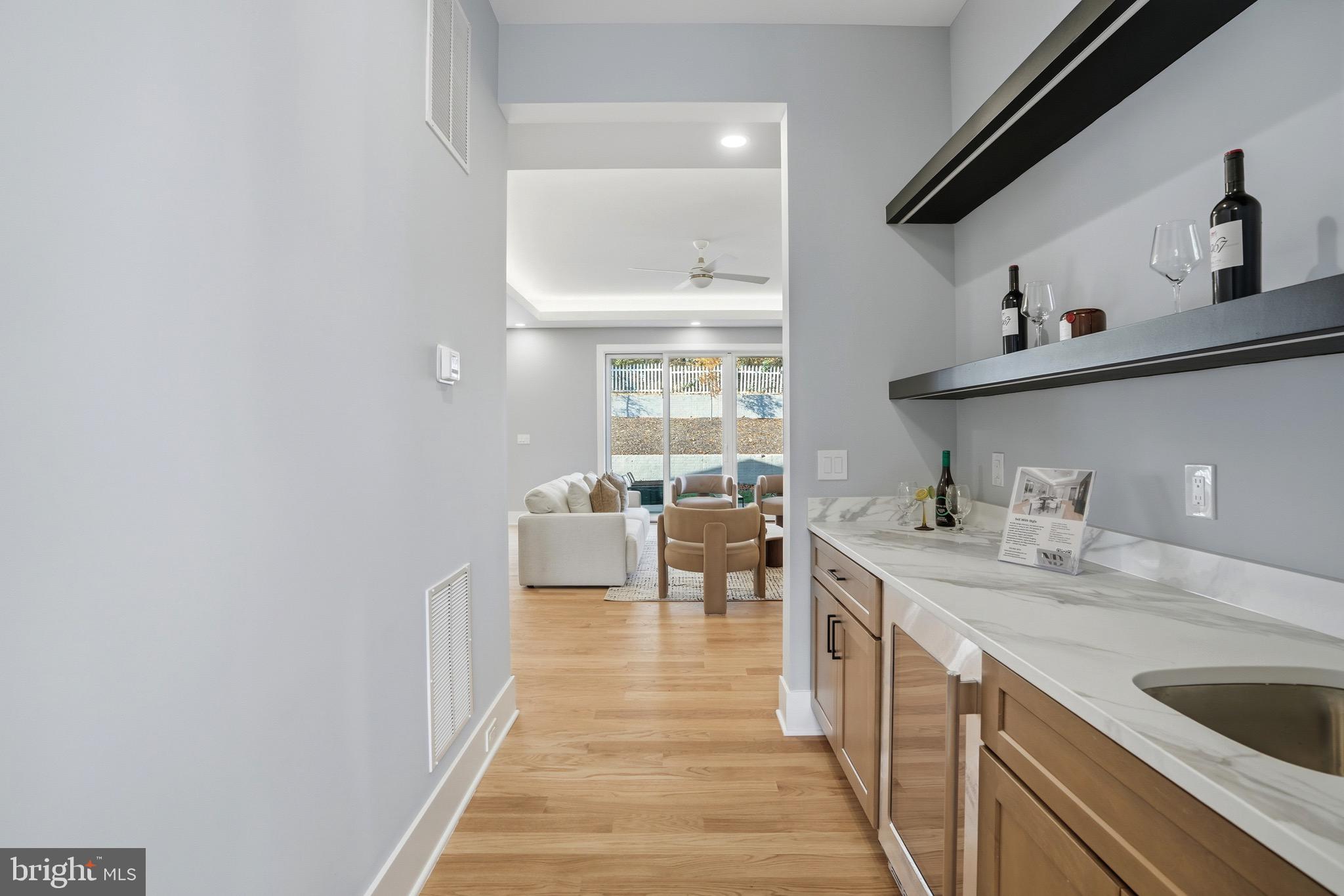 PIMMIT VIEW - Residential