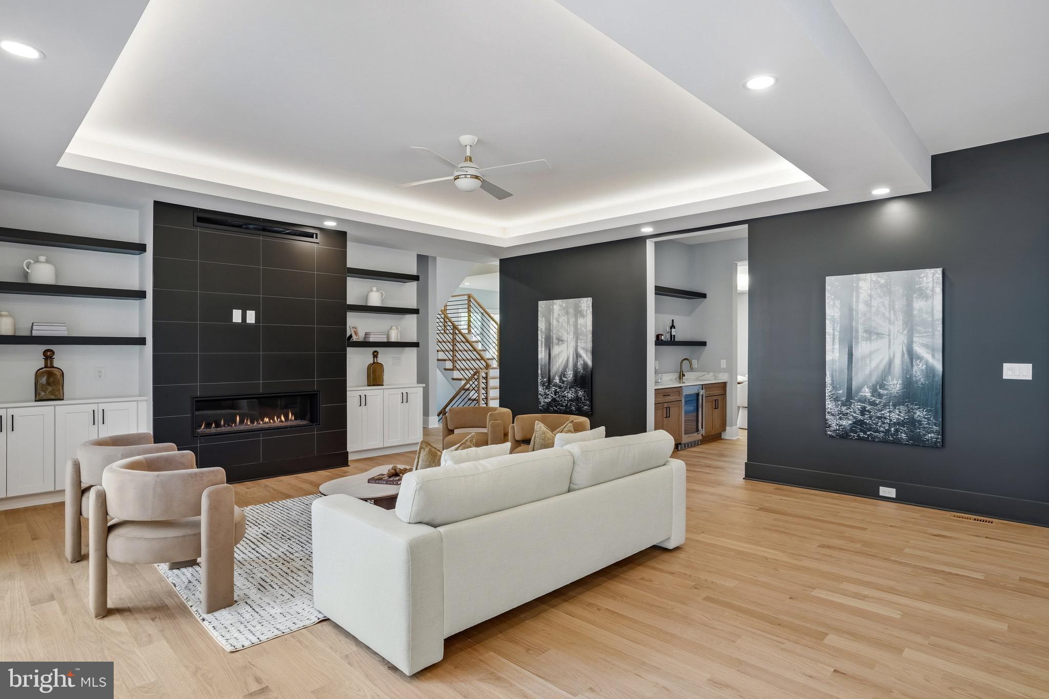 PIMMIT VIEW - Residential