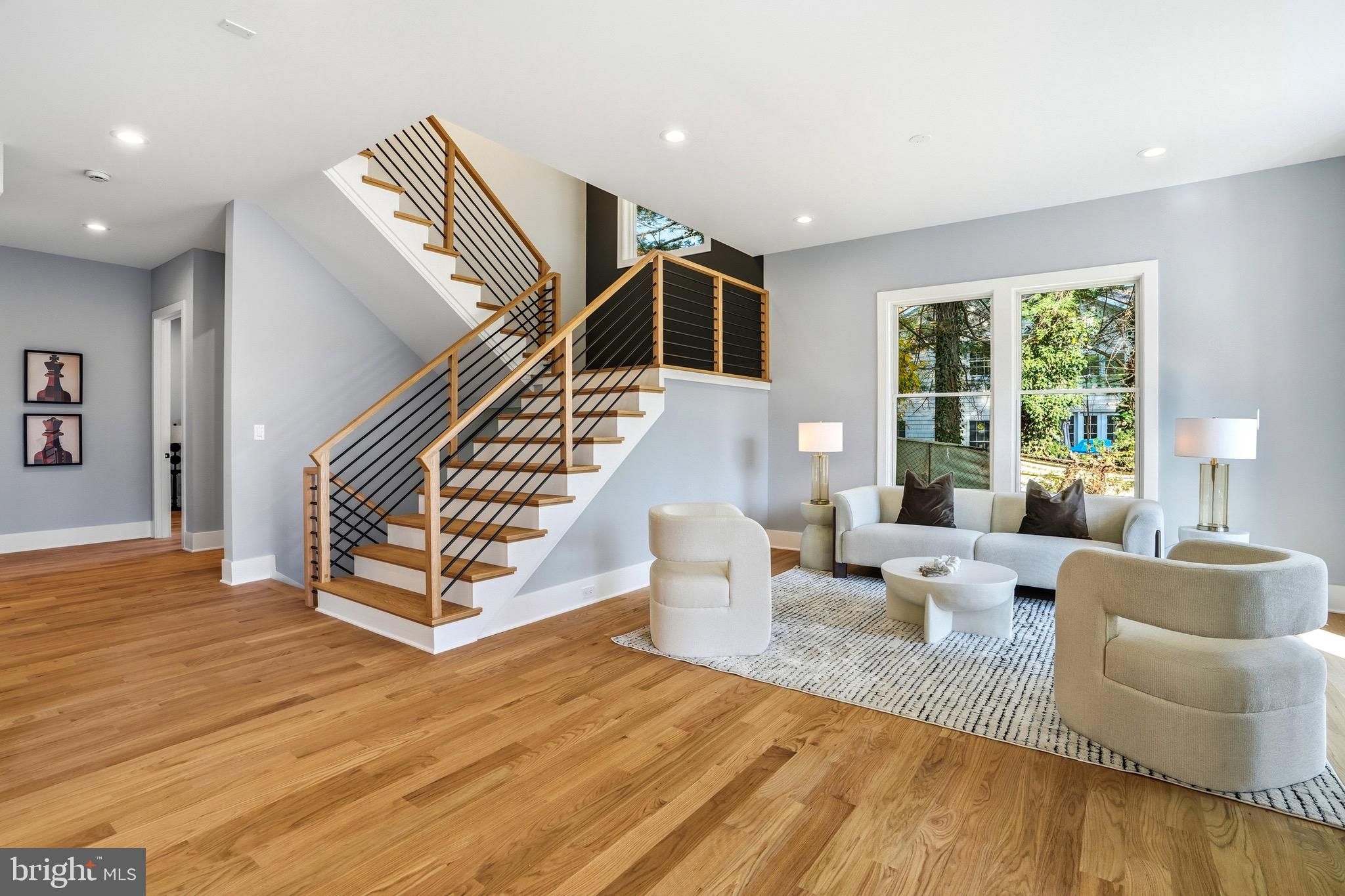 PIMMIT VIEW - Residential