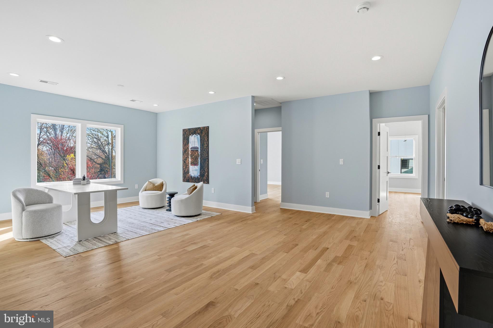 PIMMIT VIEW - Residential