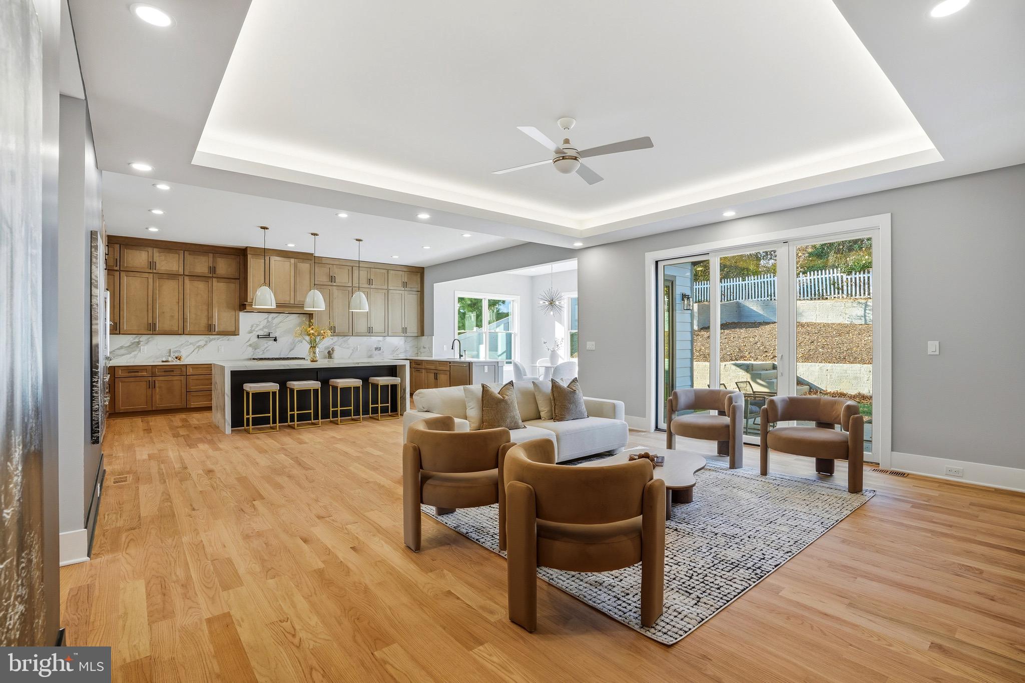 PIMMIT VIEW - Residential