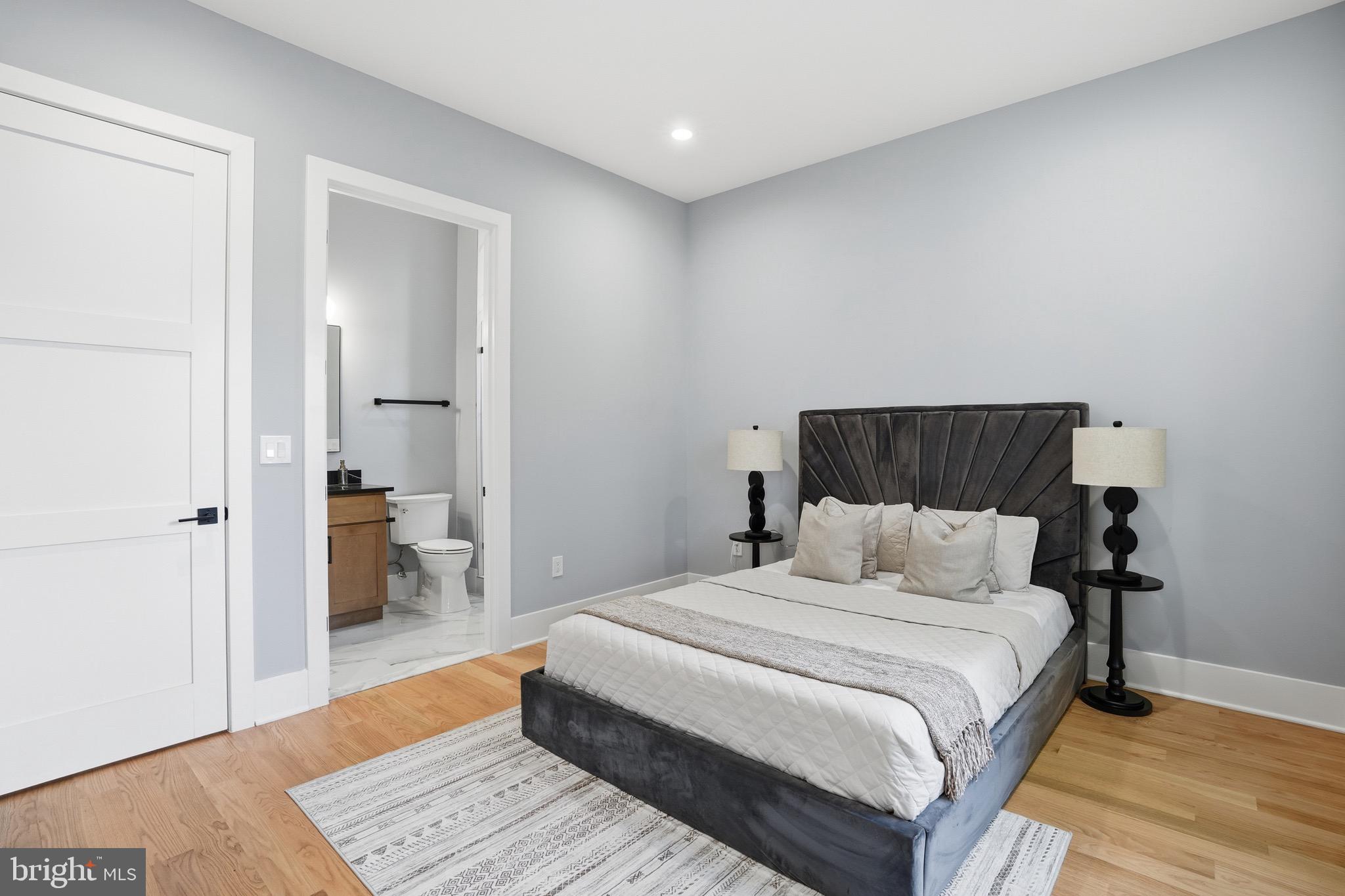 PIMMIT VIEW - Residential