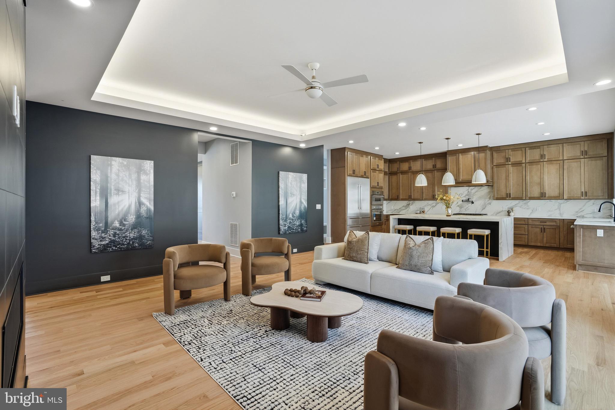 PIMMIT VIEW - Residential