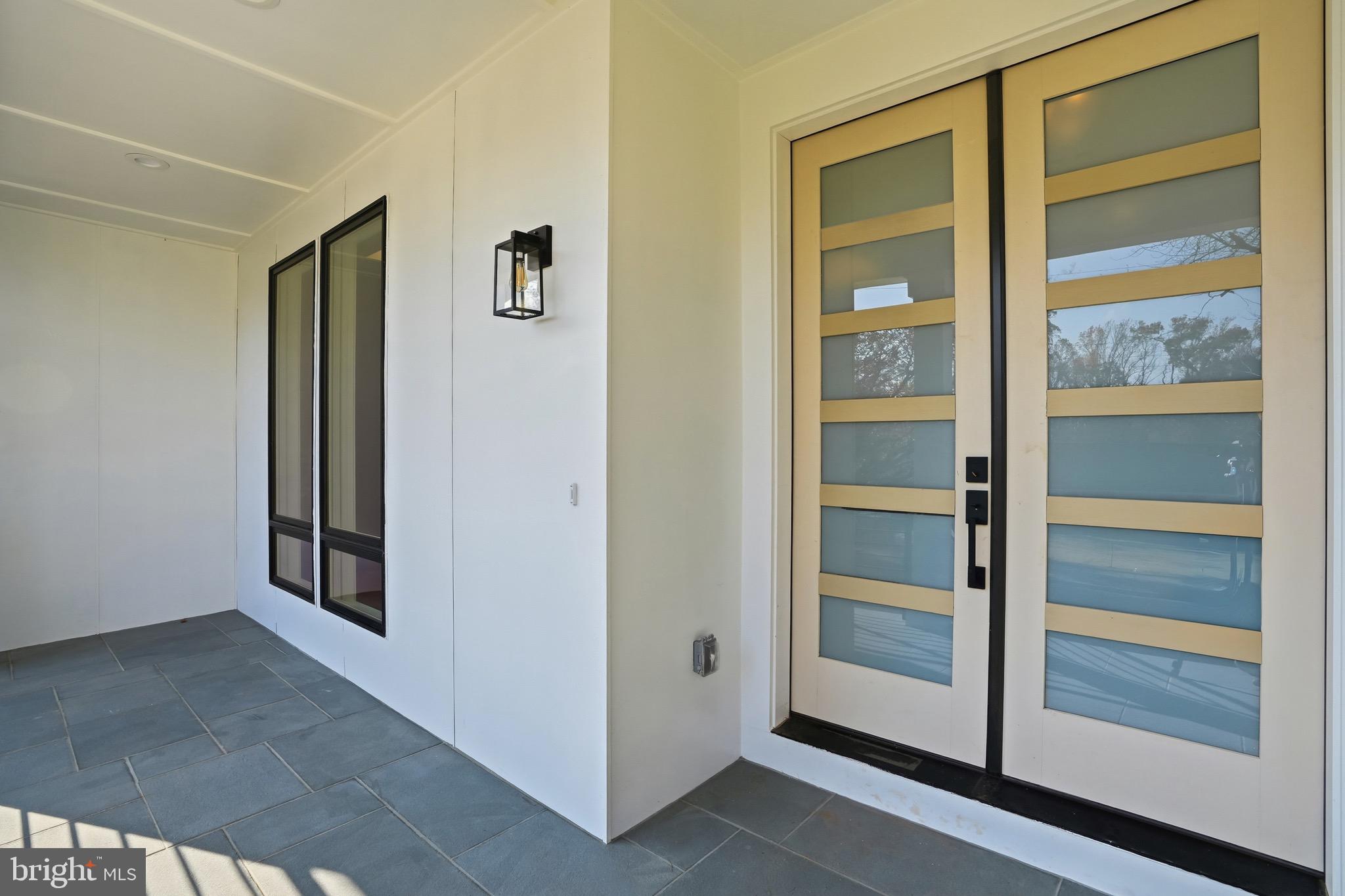 PIMMIT VIEW - Residential