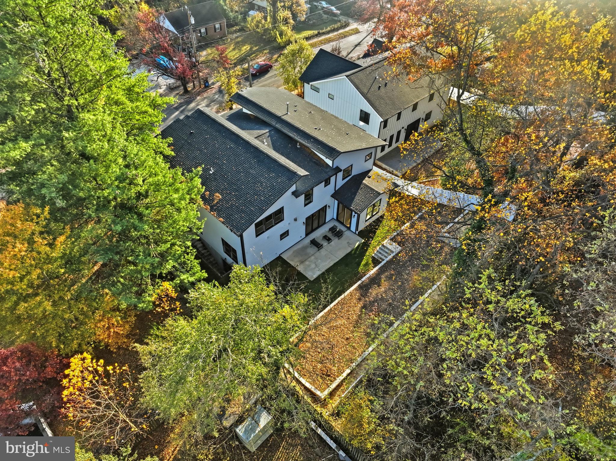 PIMMIT VIEW - Residential