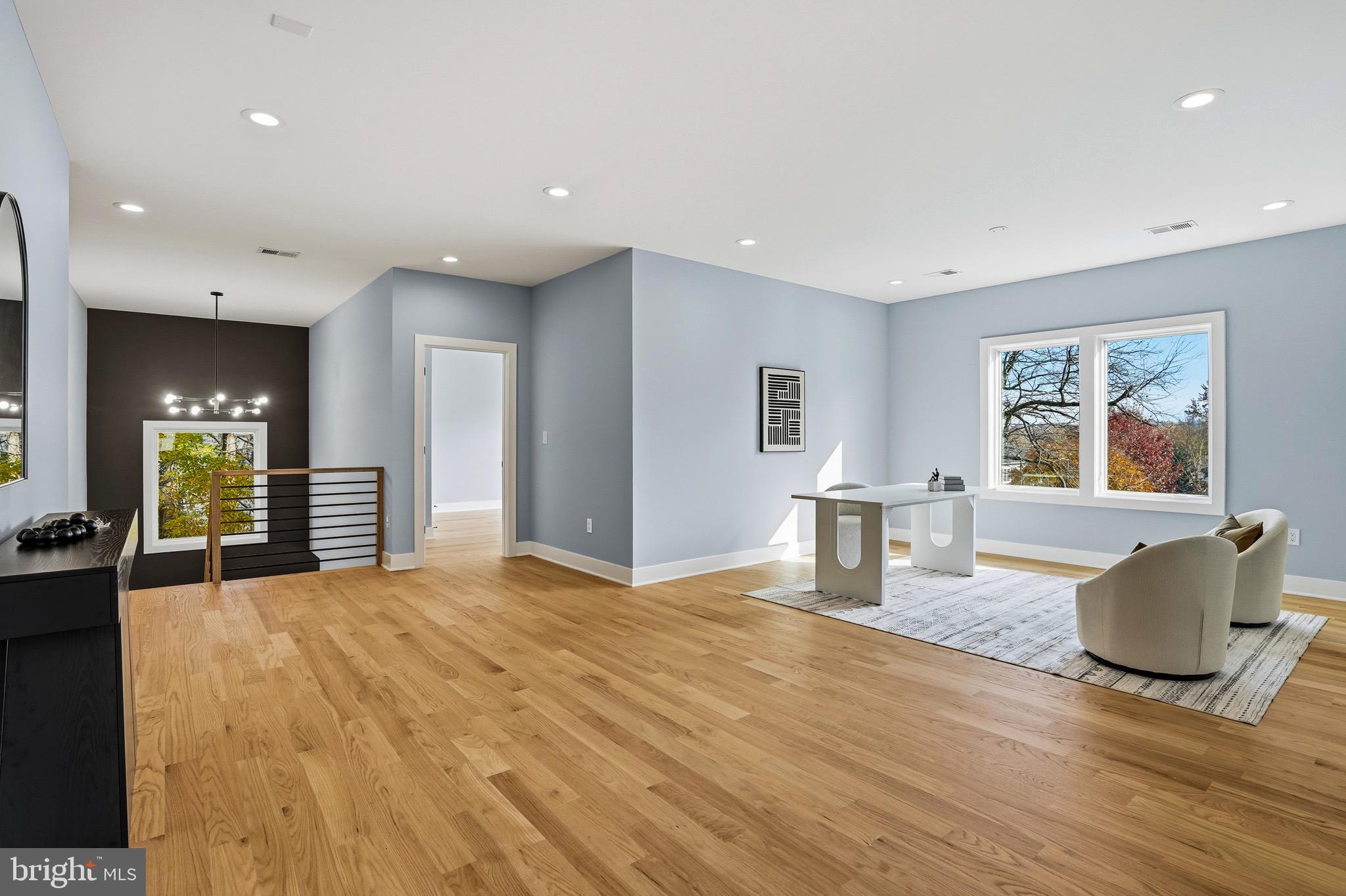 PIMMIT VIEW - Residential