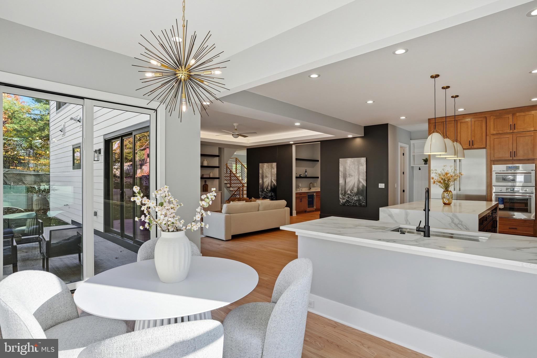 PIMMIT VIEW - Residential