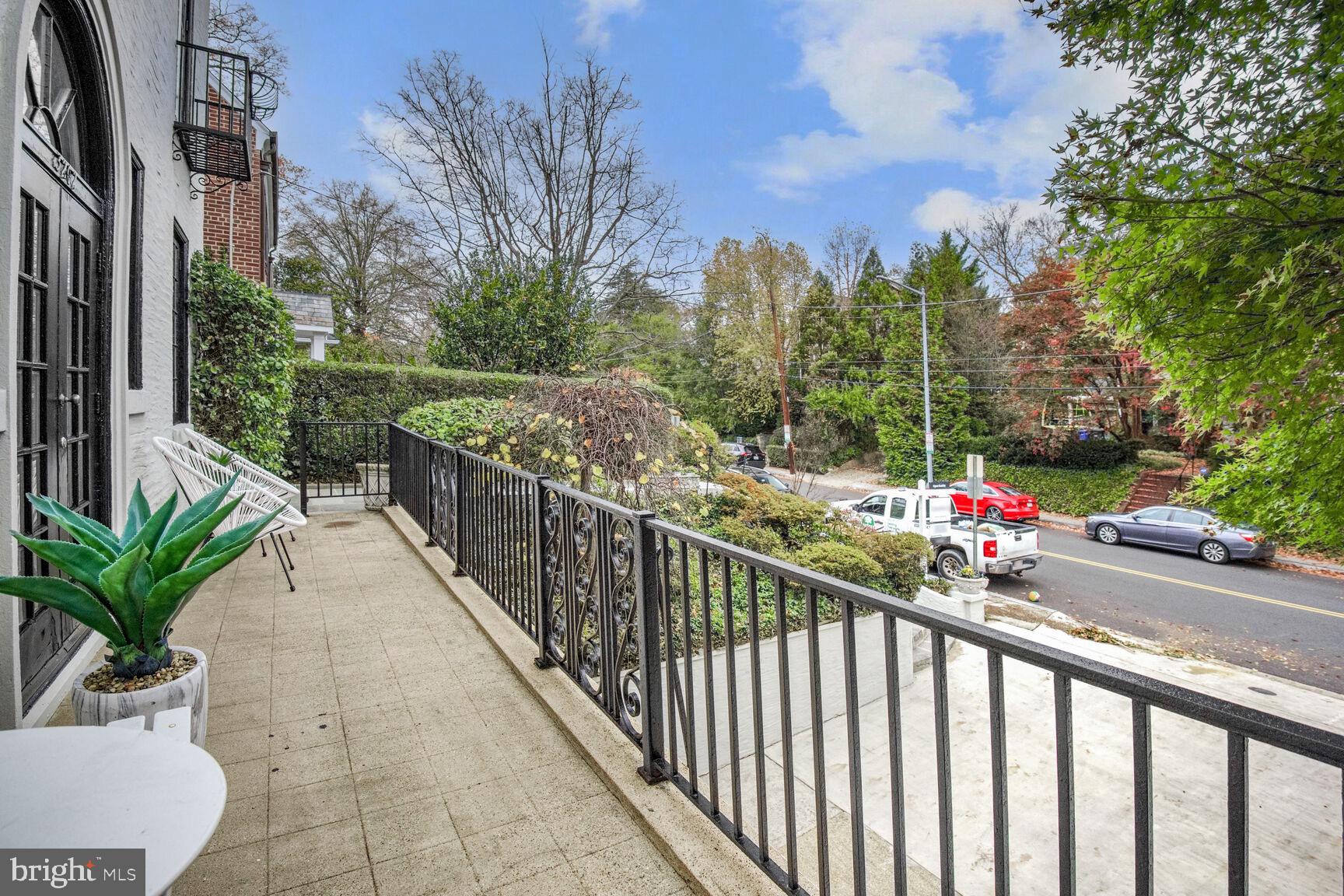 MASSACHUSETTS AVENUE HEIGHTS - Residential