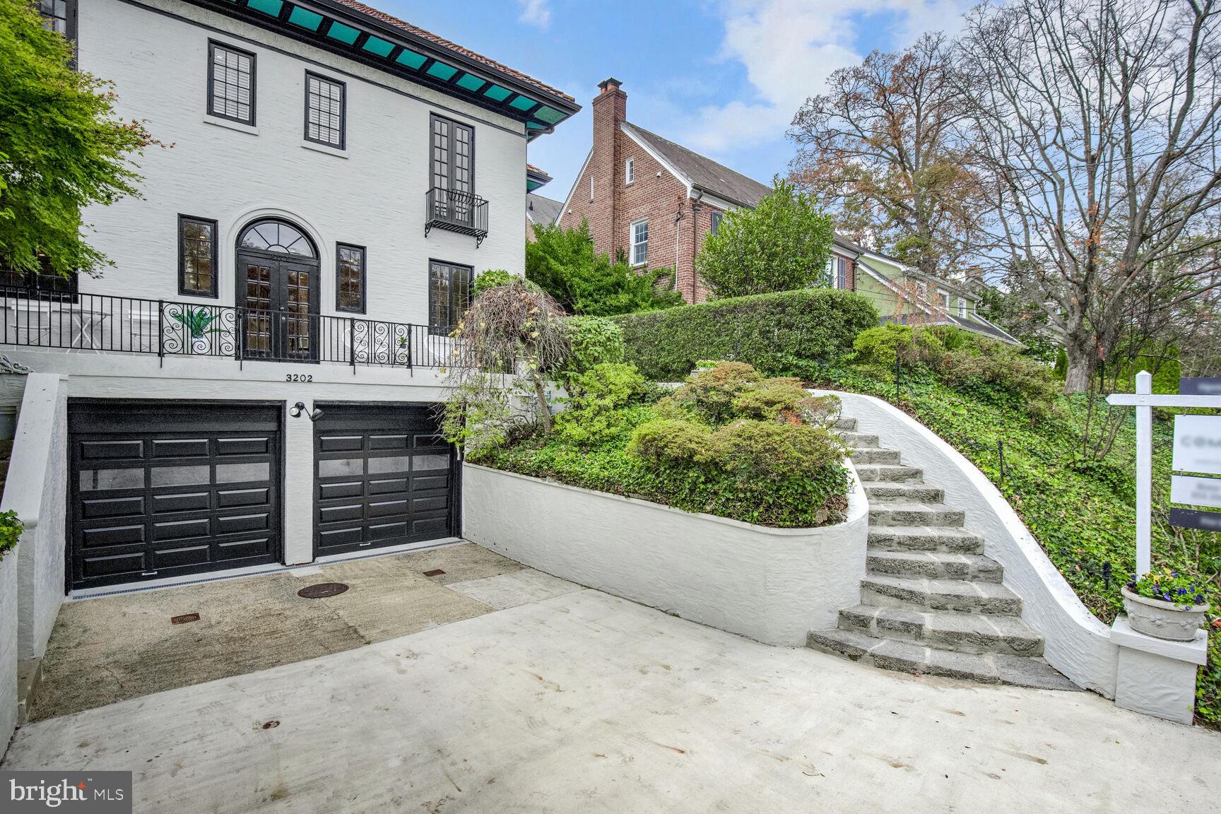 MASSACHUSETTS AVENUE HEIGHTS - Residential