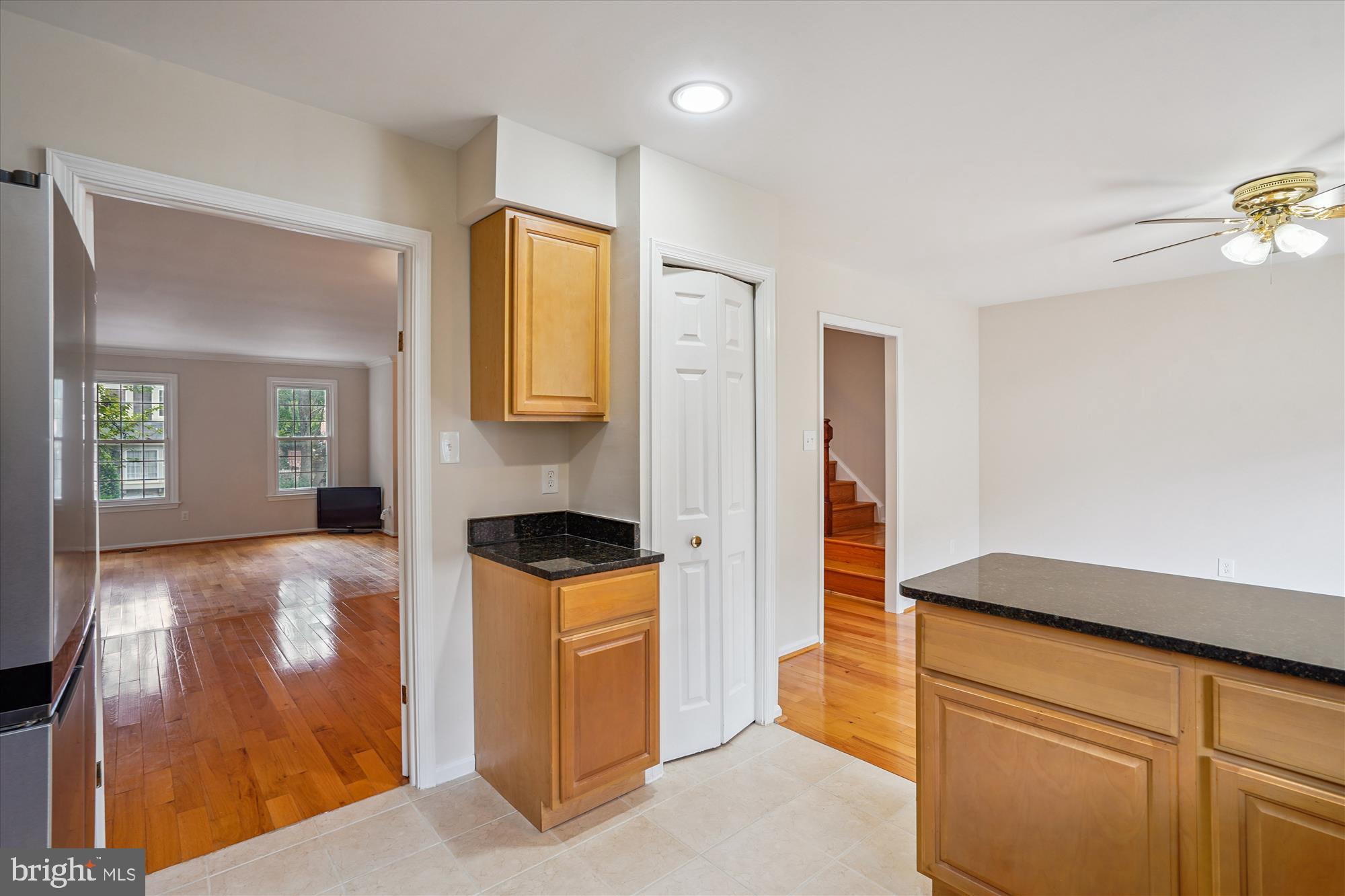 10148 VILLAGE KNOLLS COURT