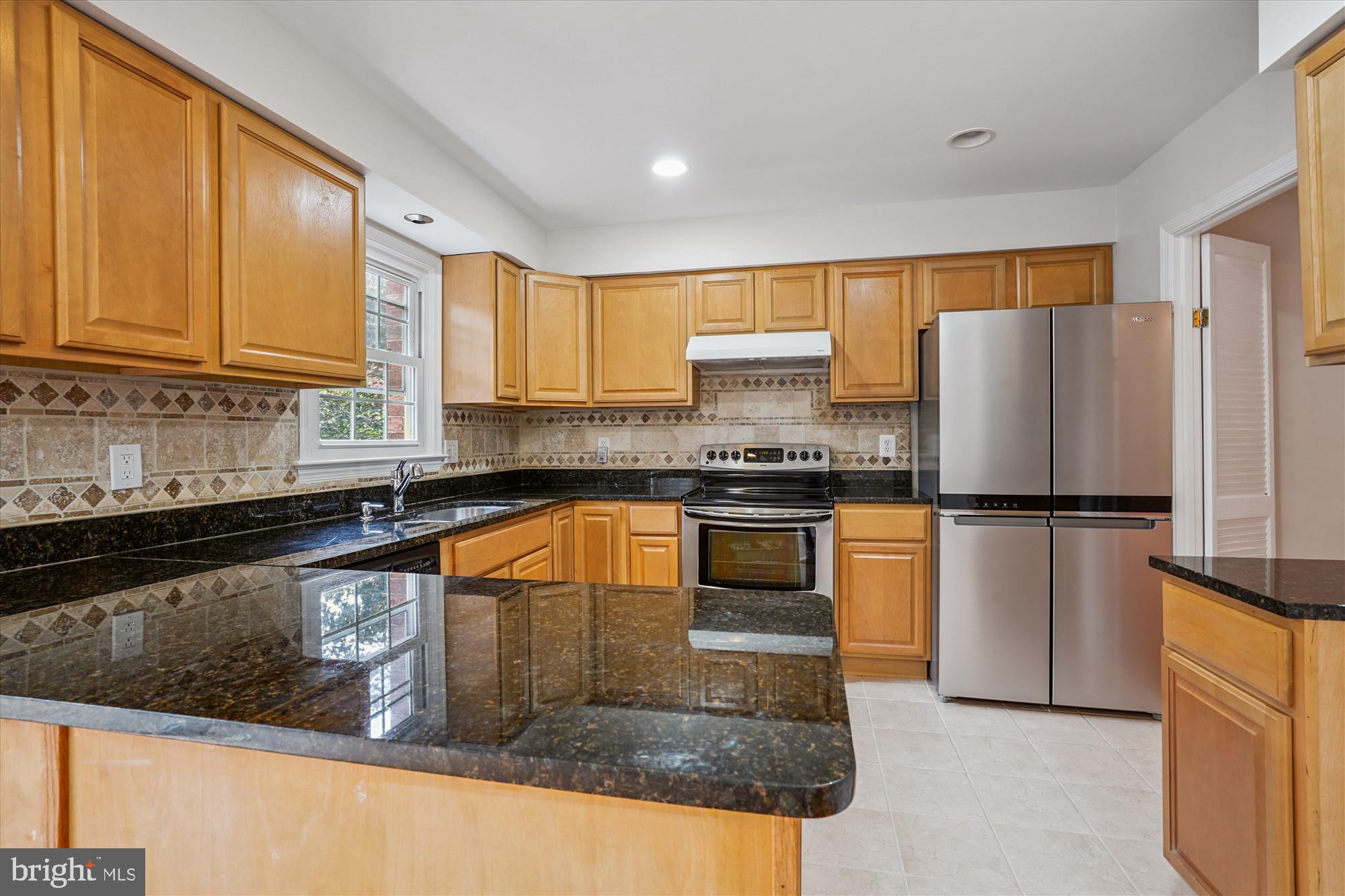 10148 VILLAGE KNOLLS COURT