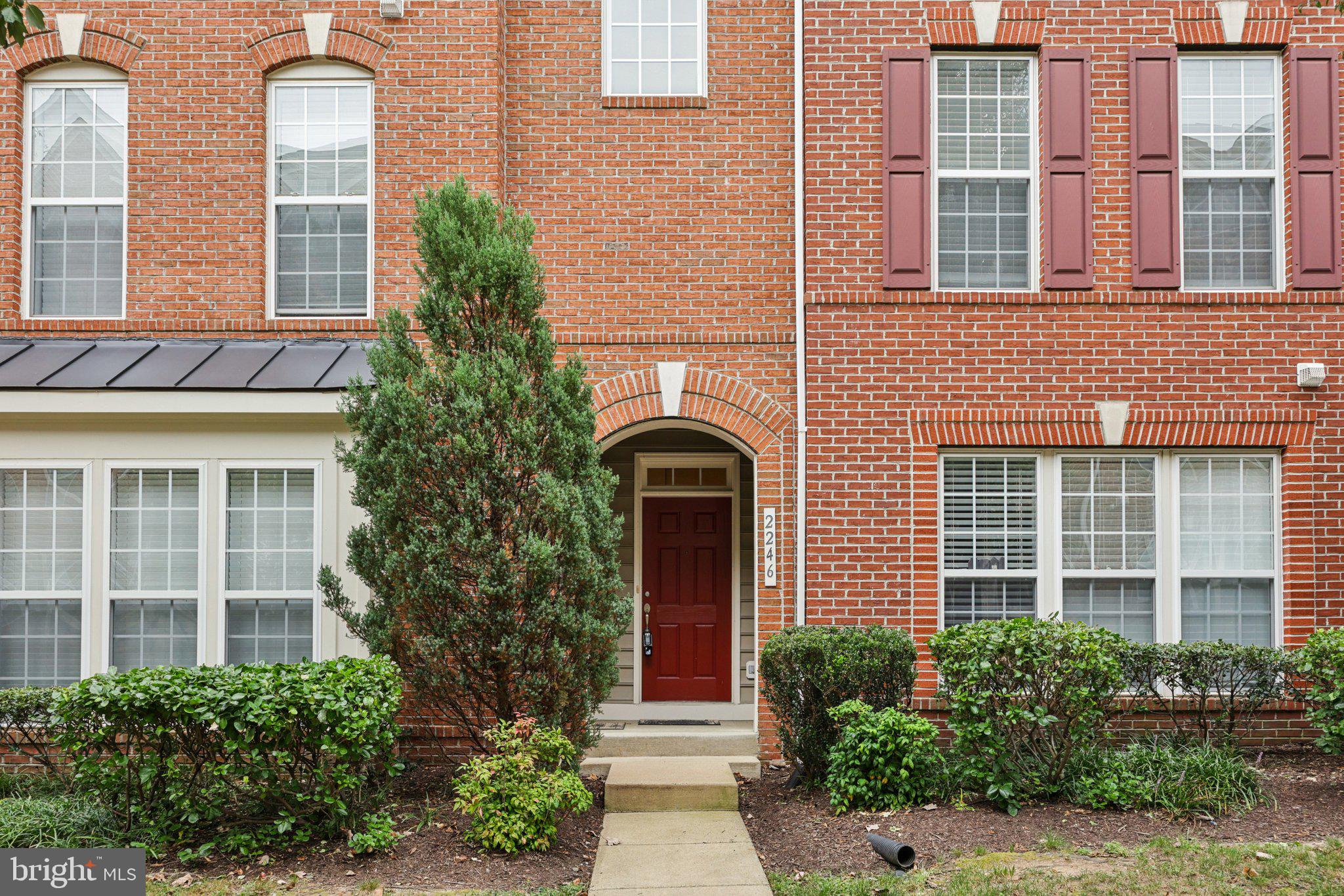 POTOMAC CLUB - Residential