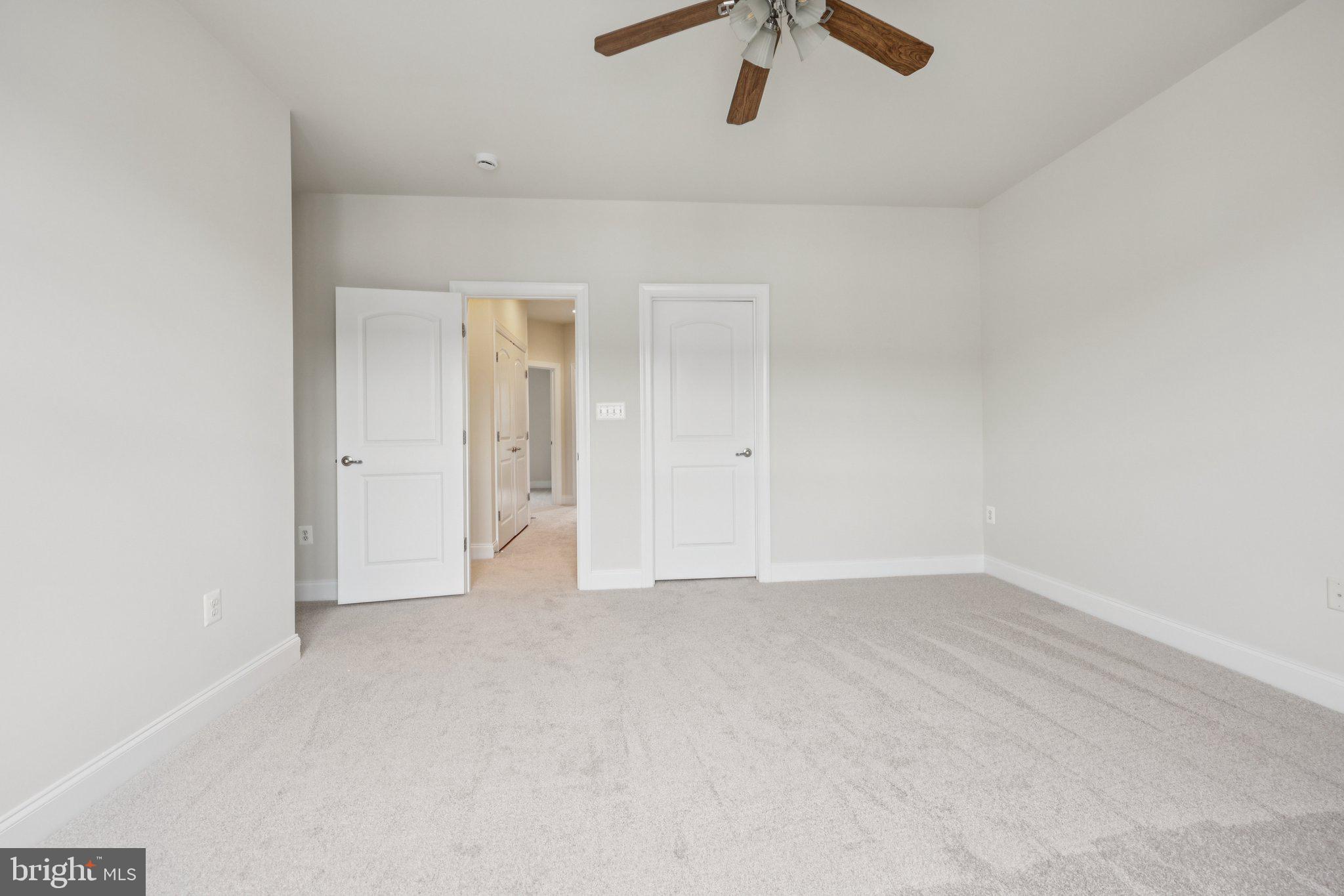 POTOMAC CLUB - Residential