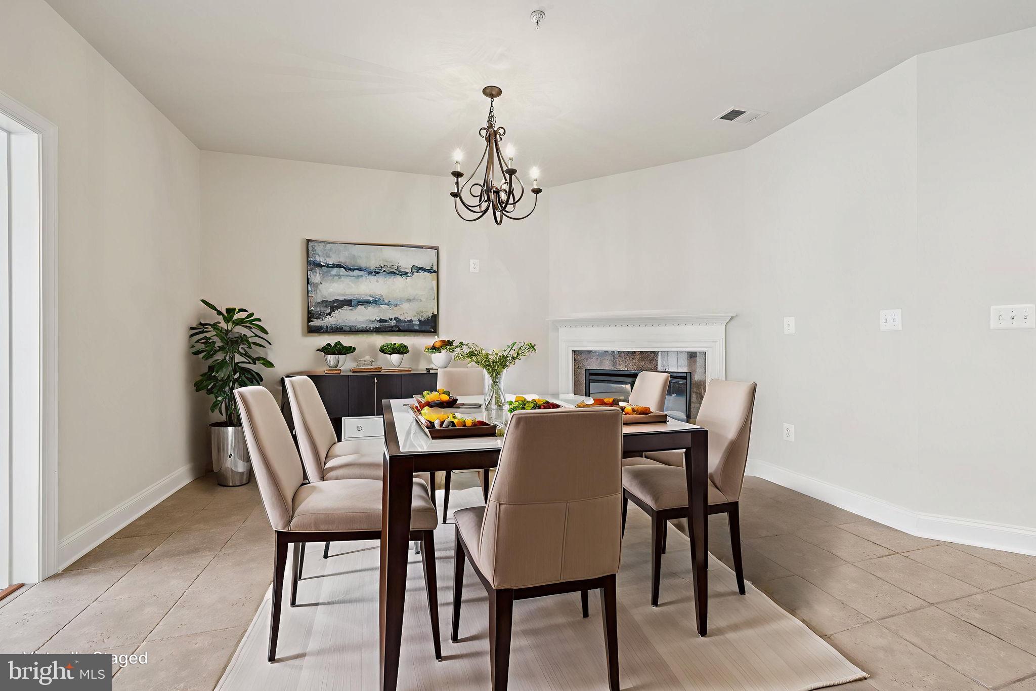 POTOMAC CLUB - Residential