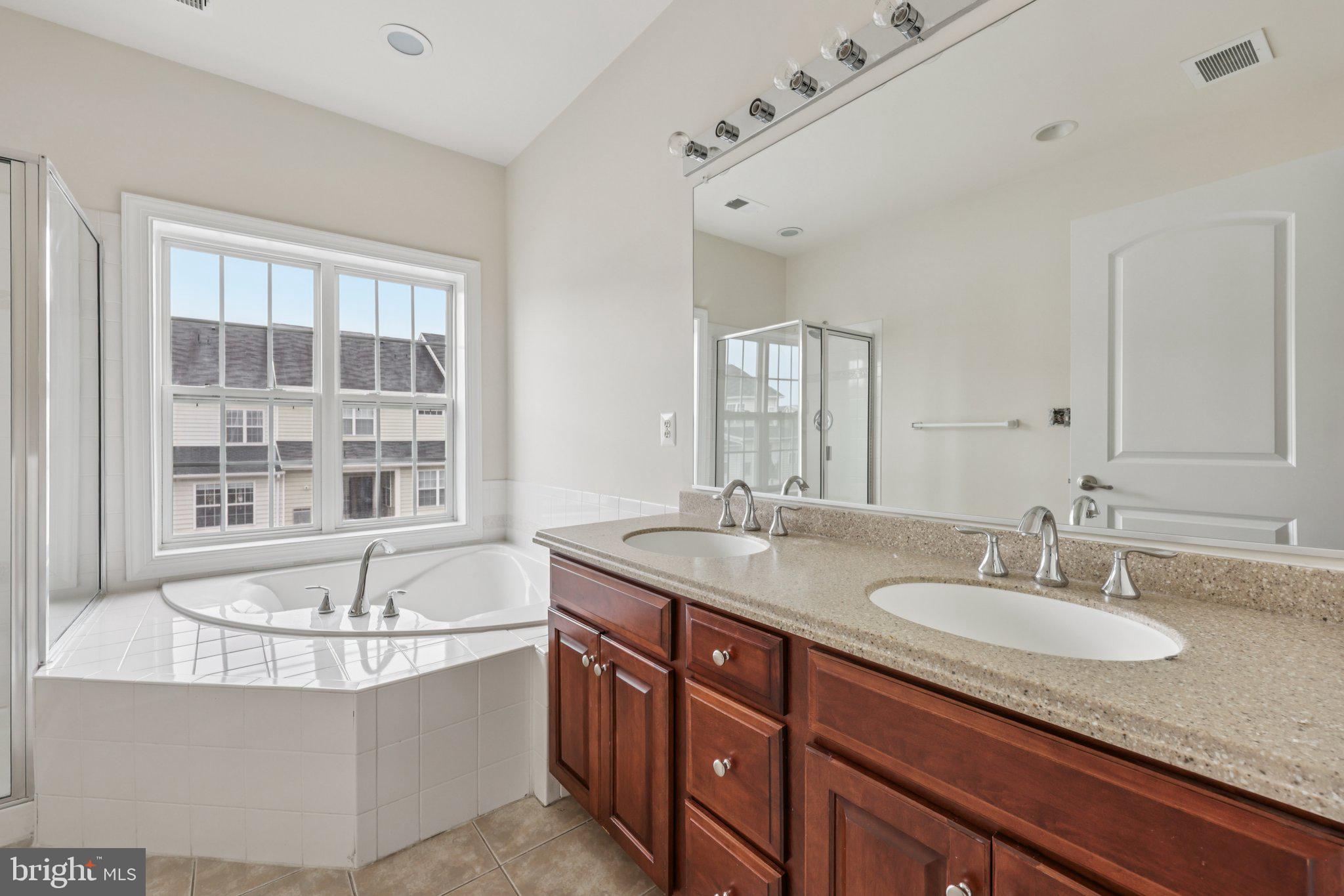 POTOMAC CLUB - Residential