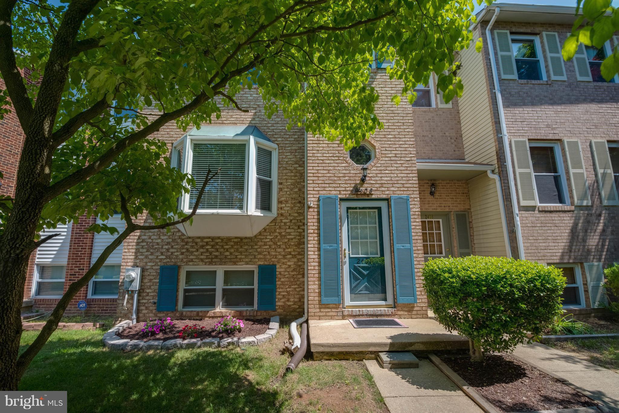 CROFTON VILLAGE - Residential