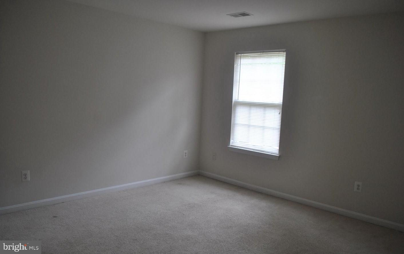 GREENBRIER - Residential Lease