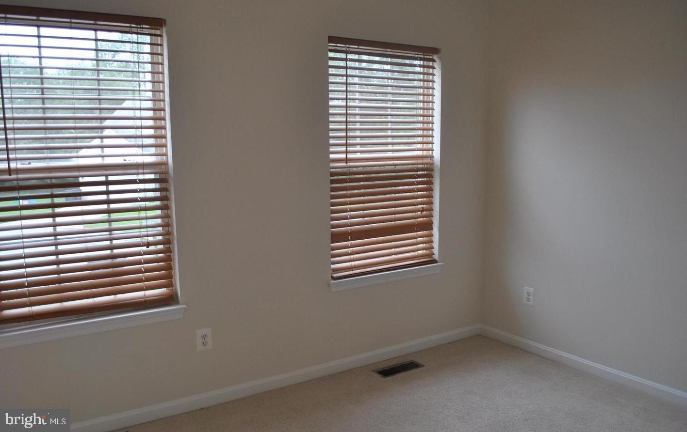 GREENBRIER - Residential Lease