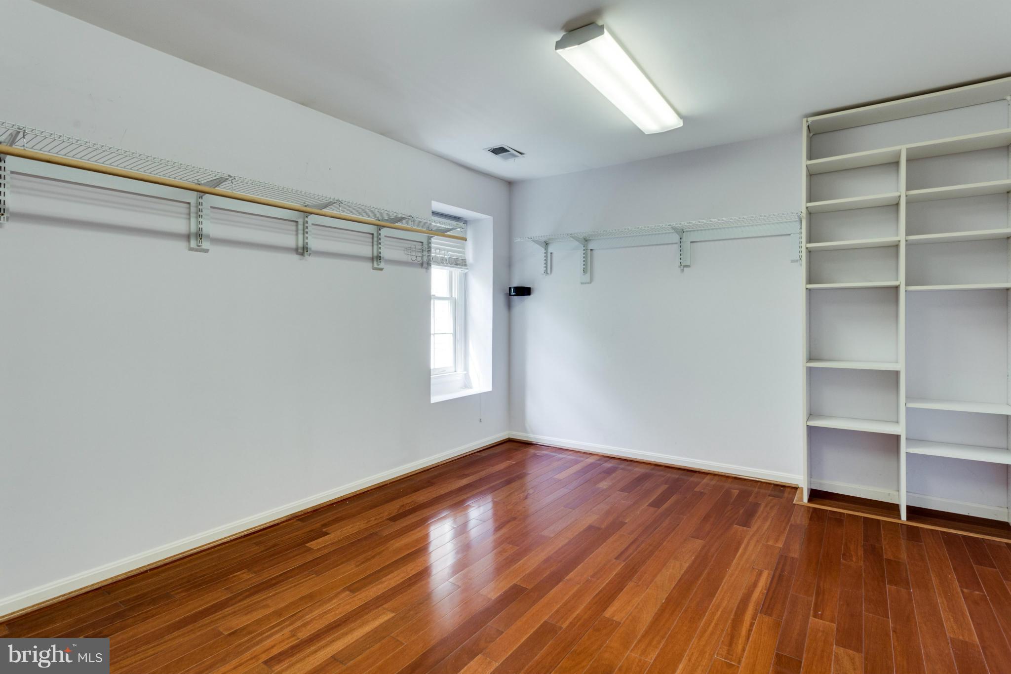 WILLOW SPRINGS - Residential