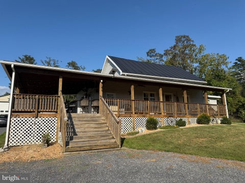 Homes For Sale - 1886 Lutz Hollow Rd<br/> MOUNT JACKSON, VA 22842