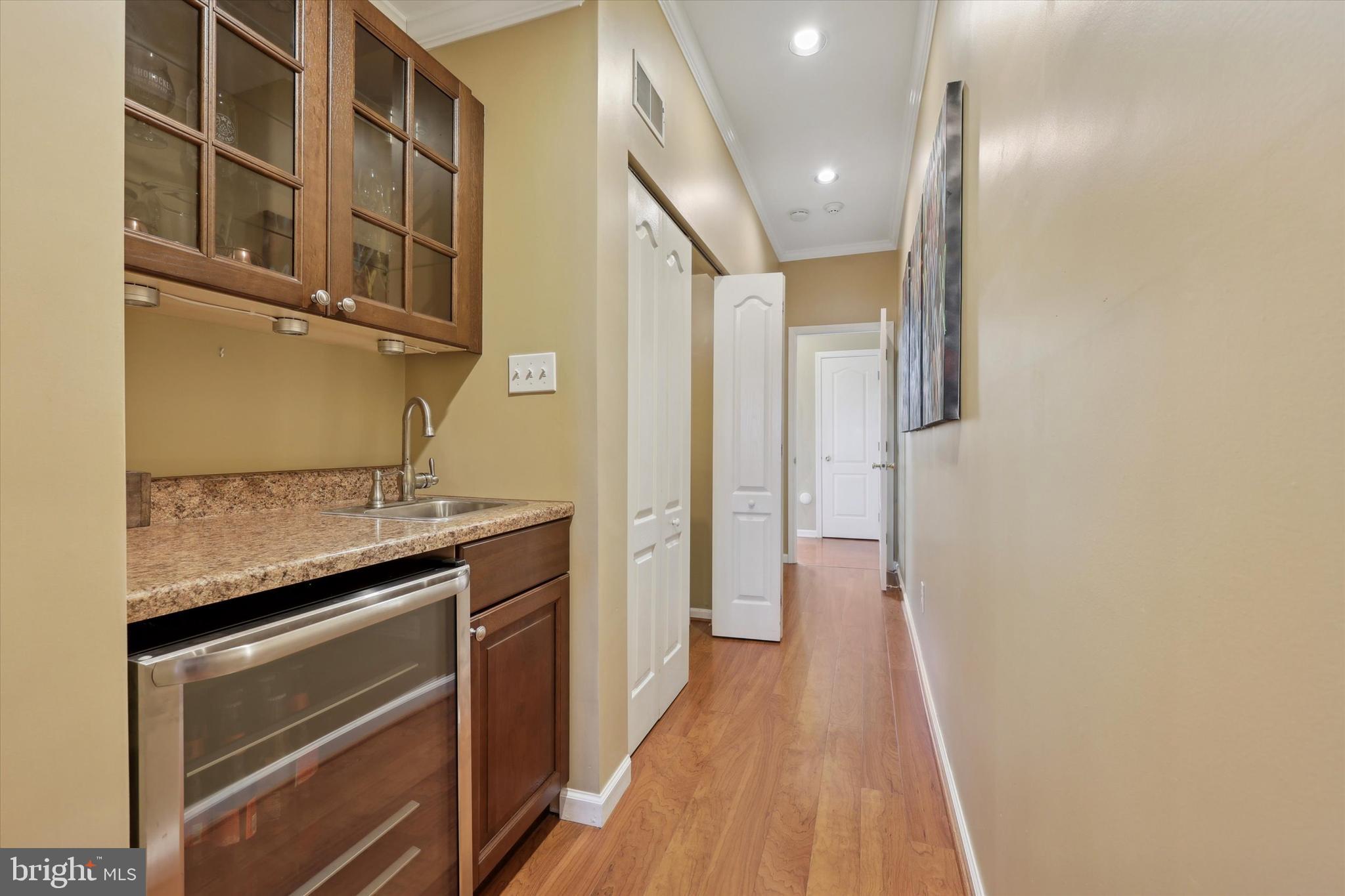 CEDAR POINTE - Residential