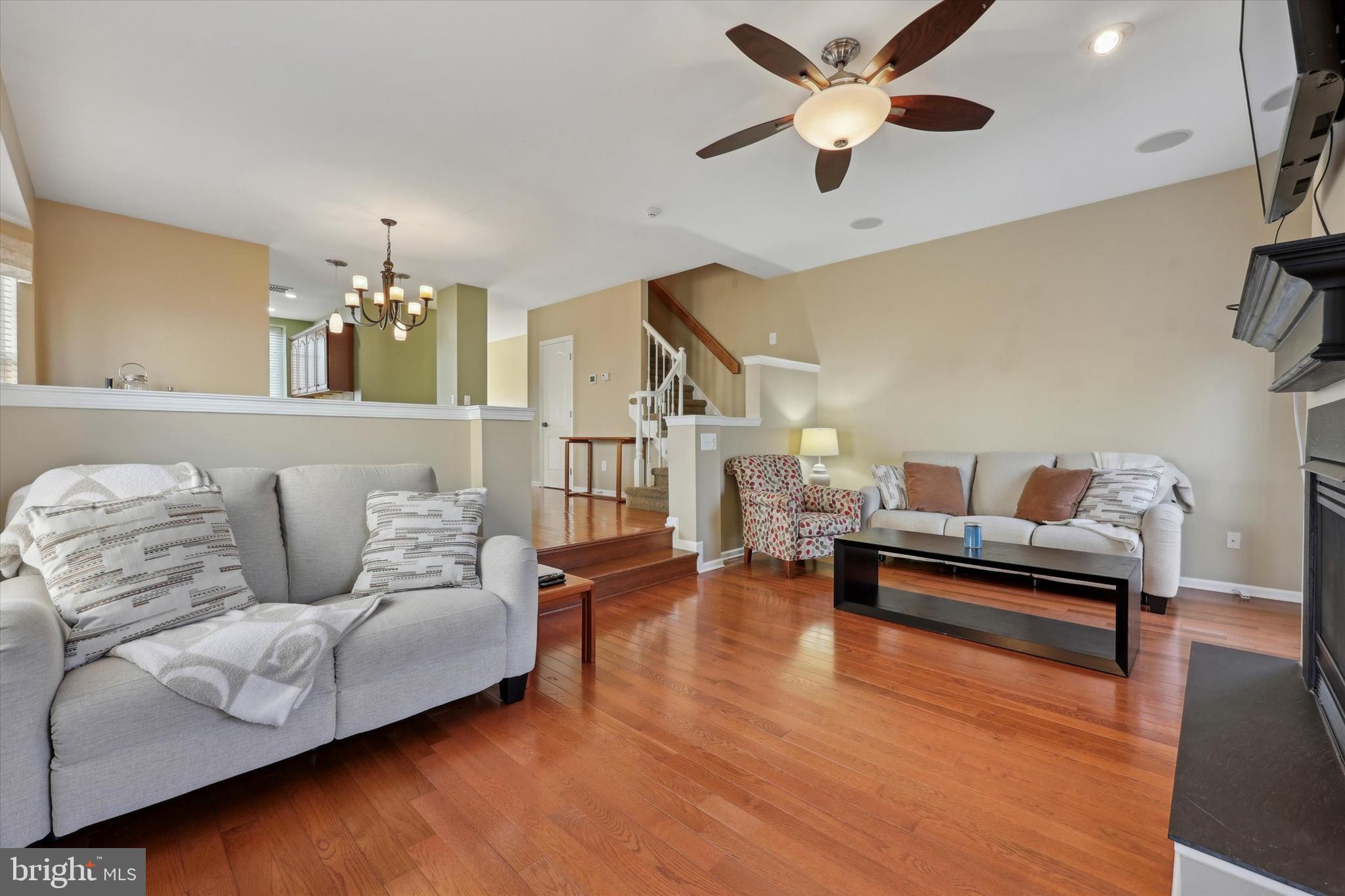 CEDAR POINTE - Residential