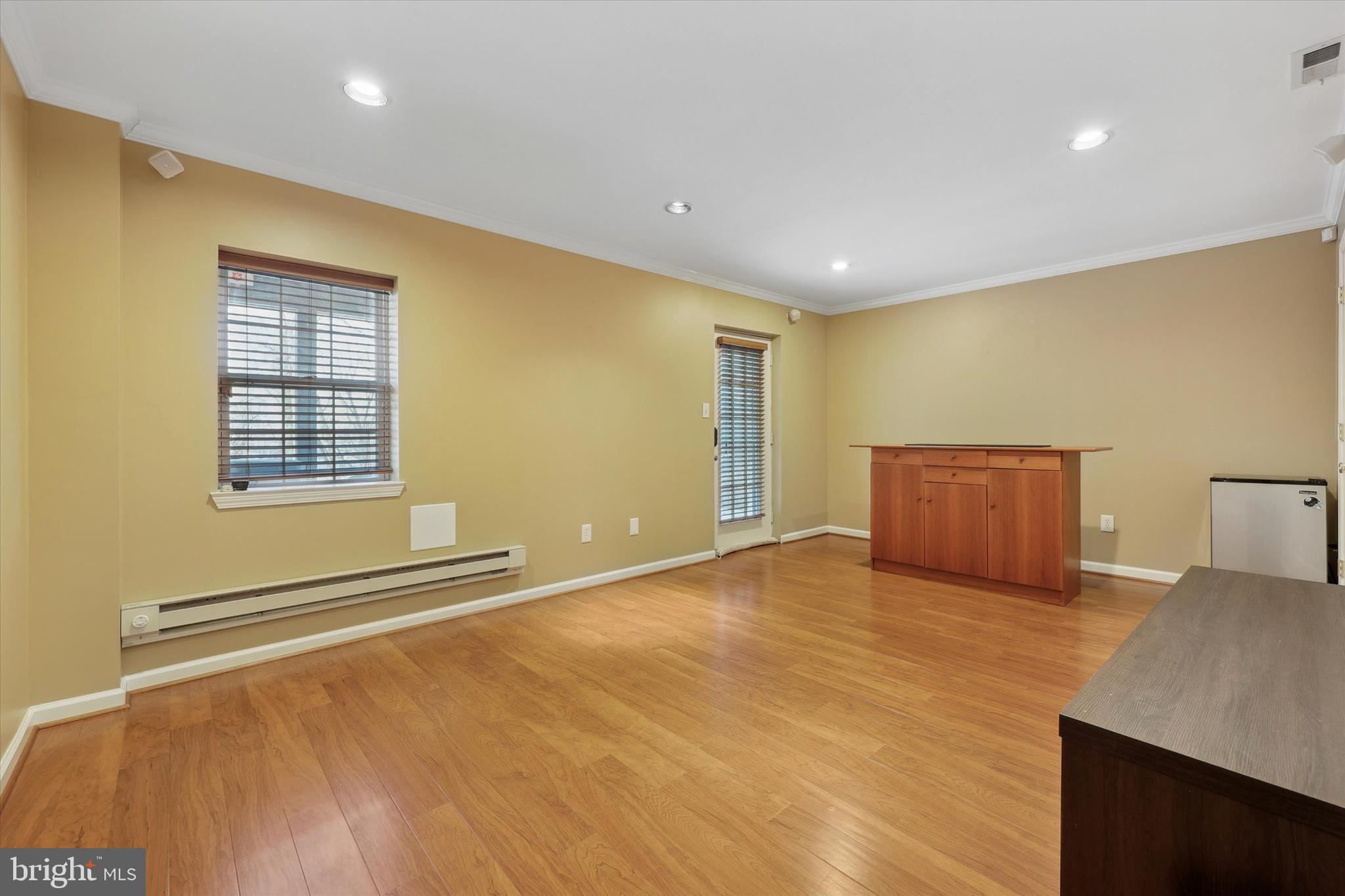 CEDAR POINTE - Residential