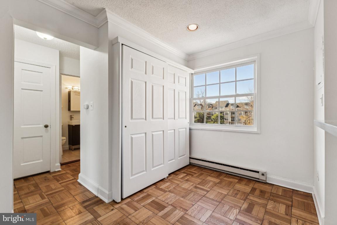 POTOWMACK CROSSING - Residential