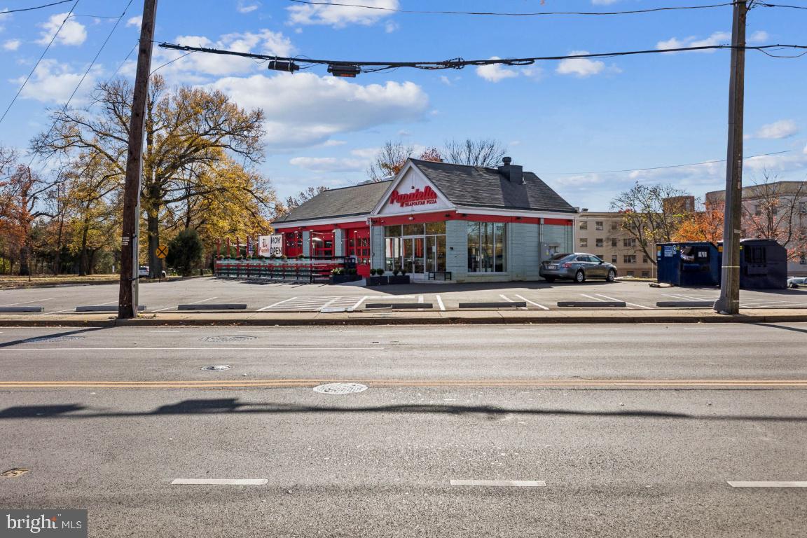 POTOWMACK CROSSING - Residential