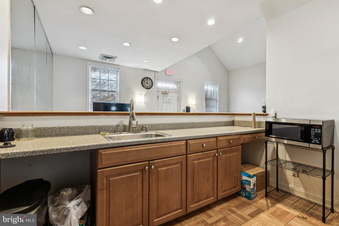 POTOWMACK CROSSING - Residential