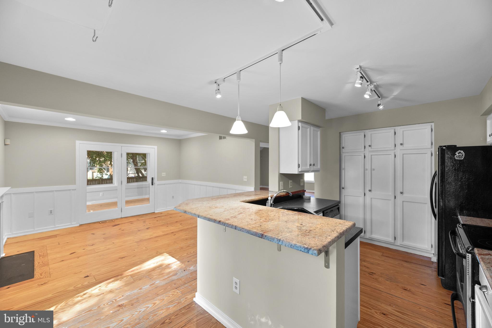 SOUTHWOODS - Residential