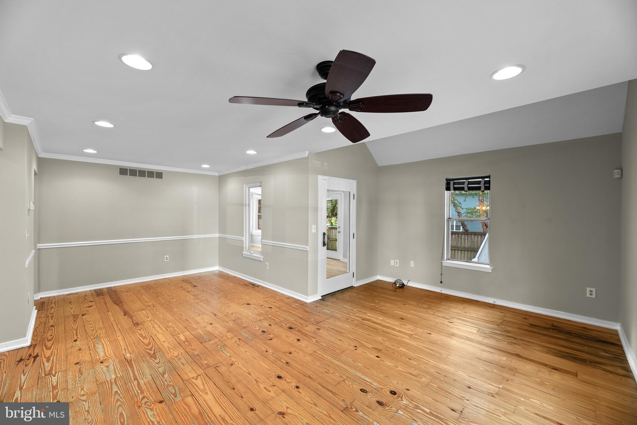 SOUTHWOODS - Residential