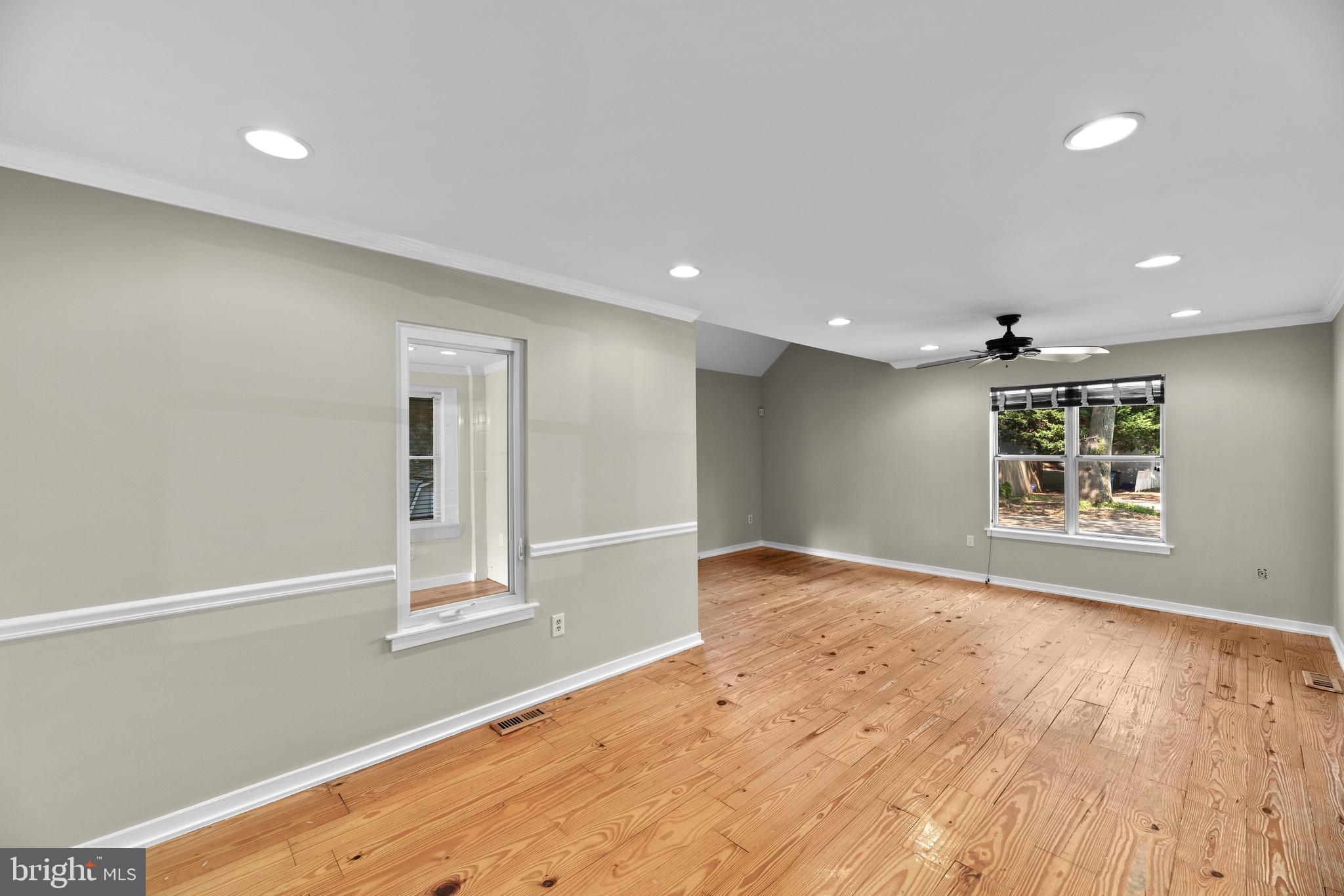 SOUTHWOODS - Residential