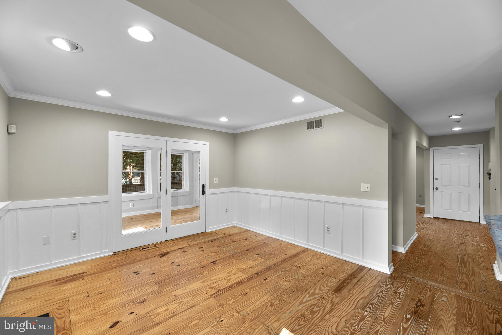 SOUTHWOODS - Residential