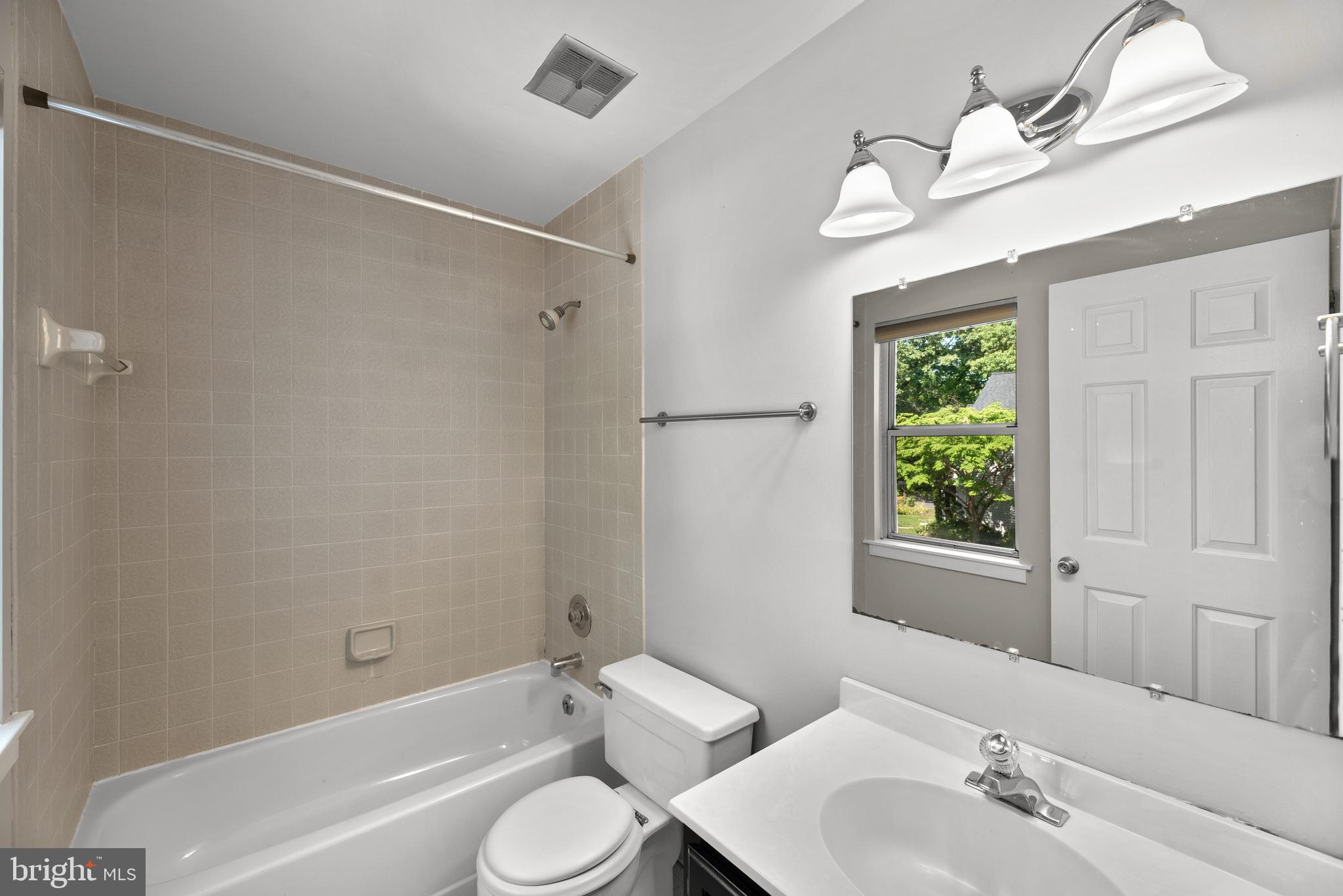 SOUTHWOODS - Residential